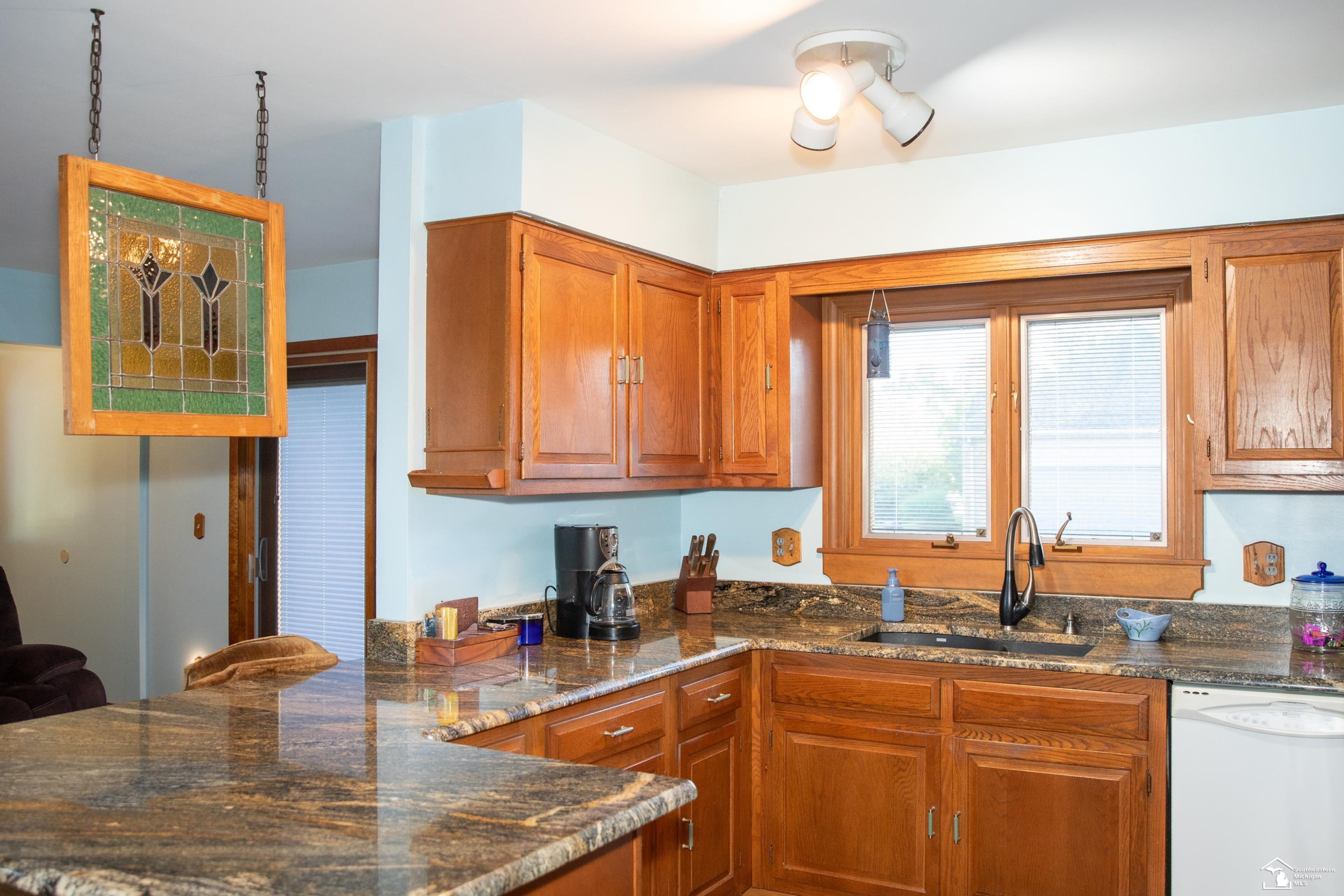 24576 Arsenal Road, MI 48134 — Photo 8