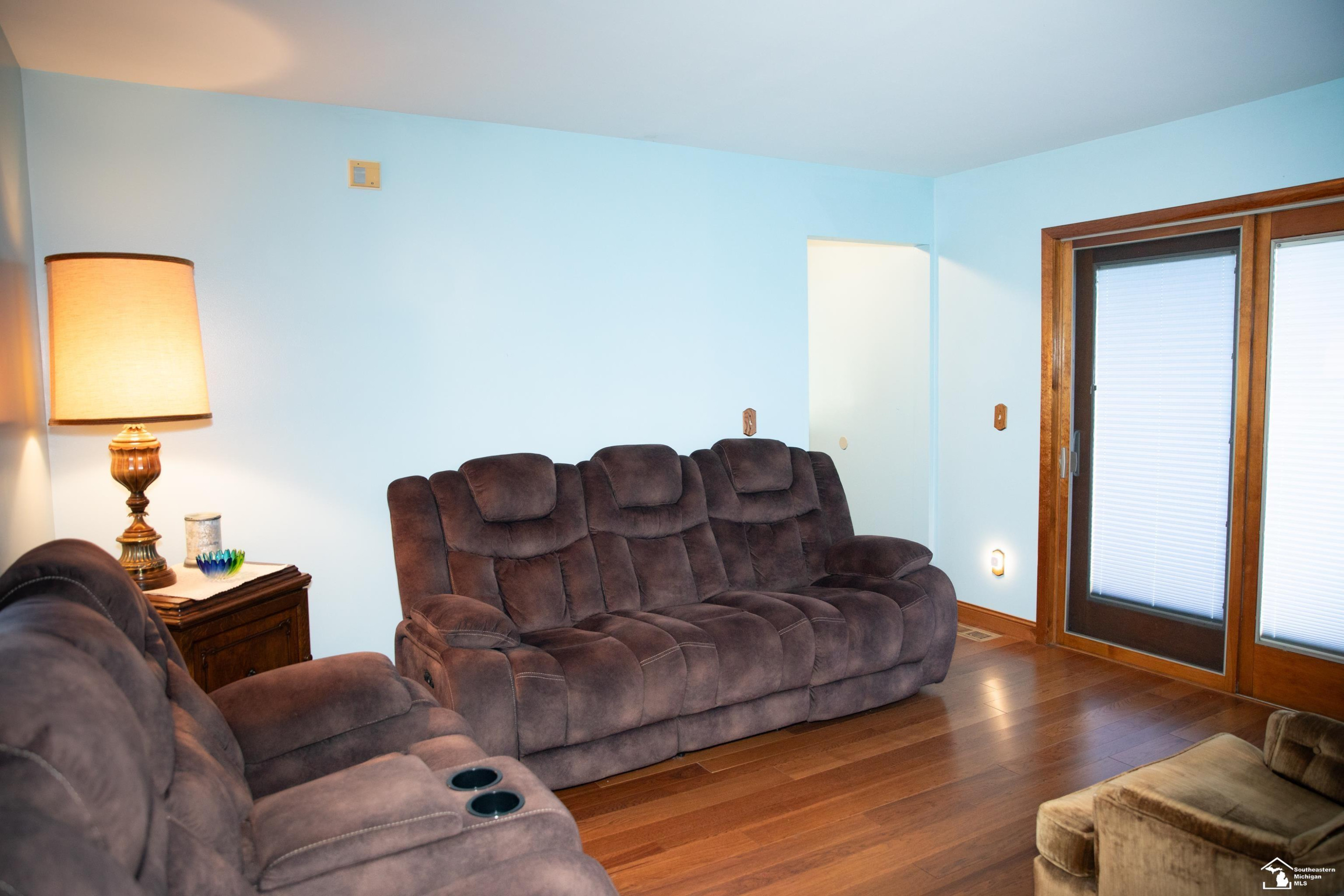 24576 Arsenal Road, MI 48134 — Photo 11
