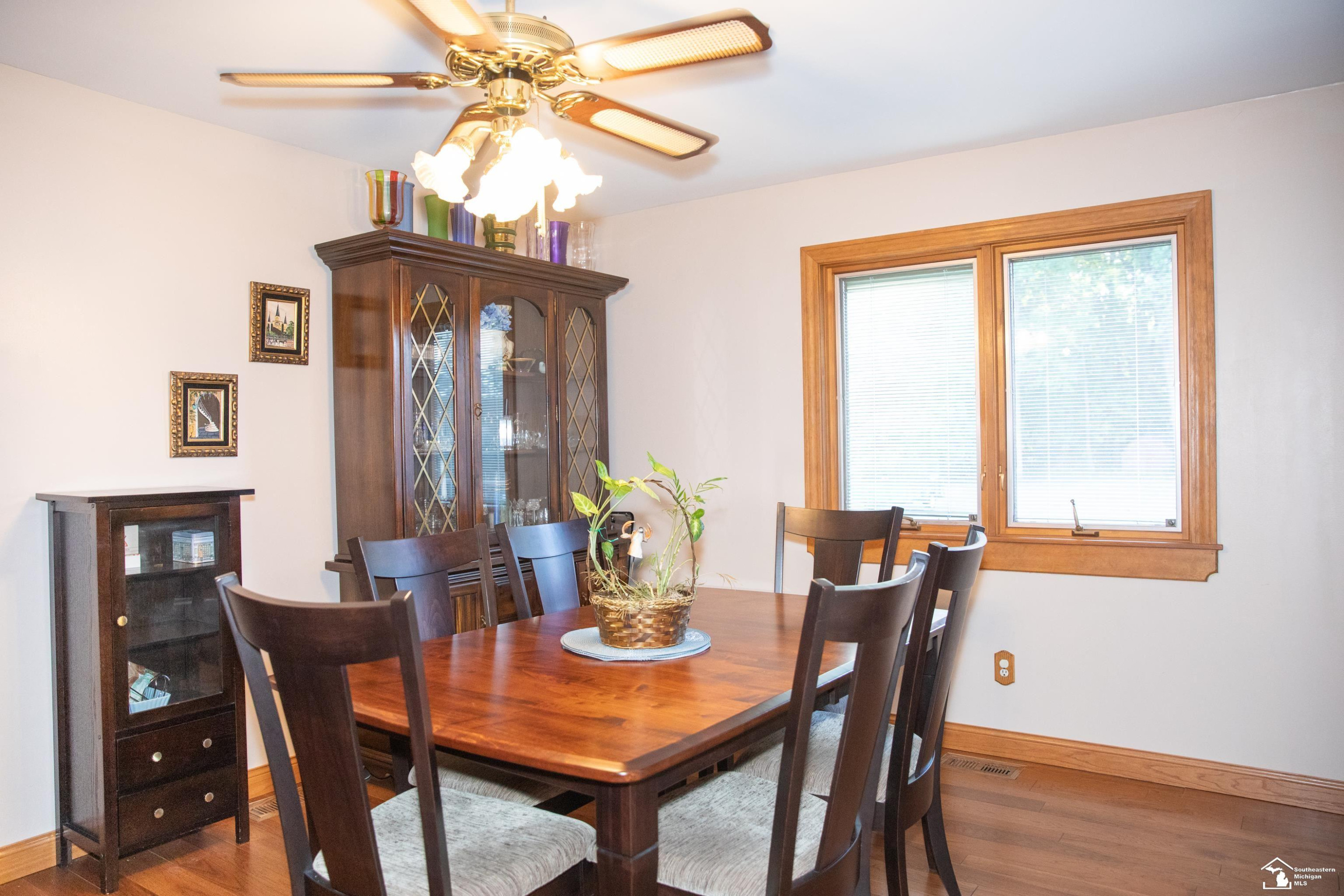 24576 Arsenal Road, MI 48134 — Photo 13