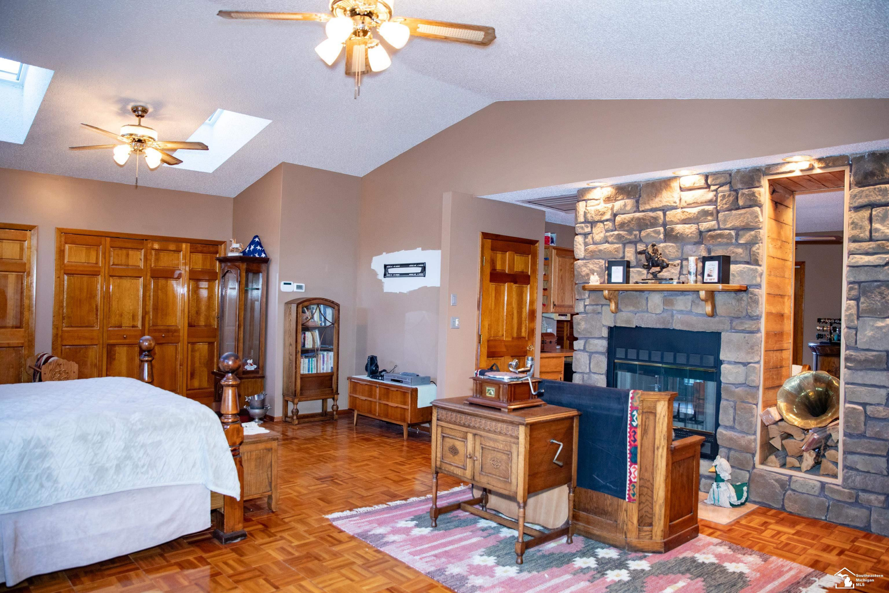 24576 Arsenal Road, MI 48134 — Photo 28