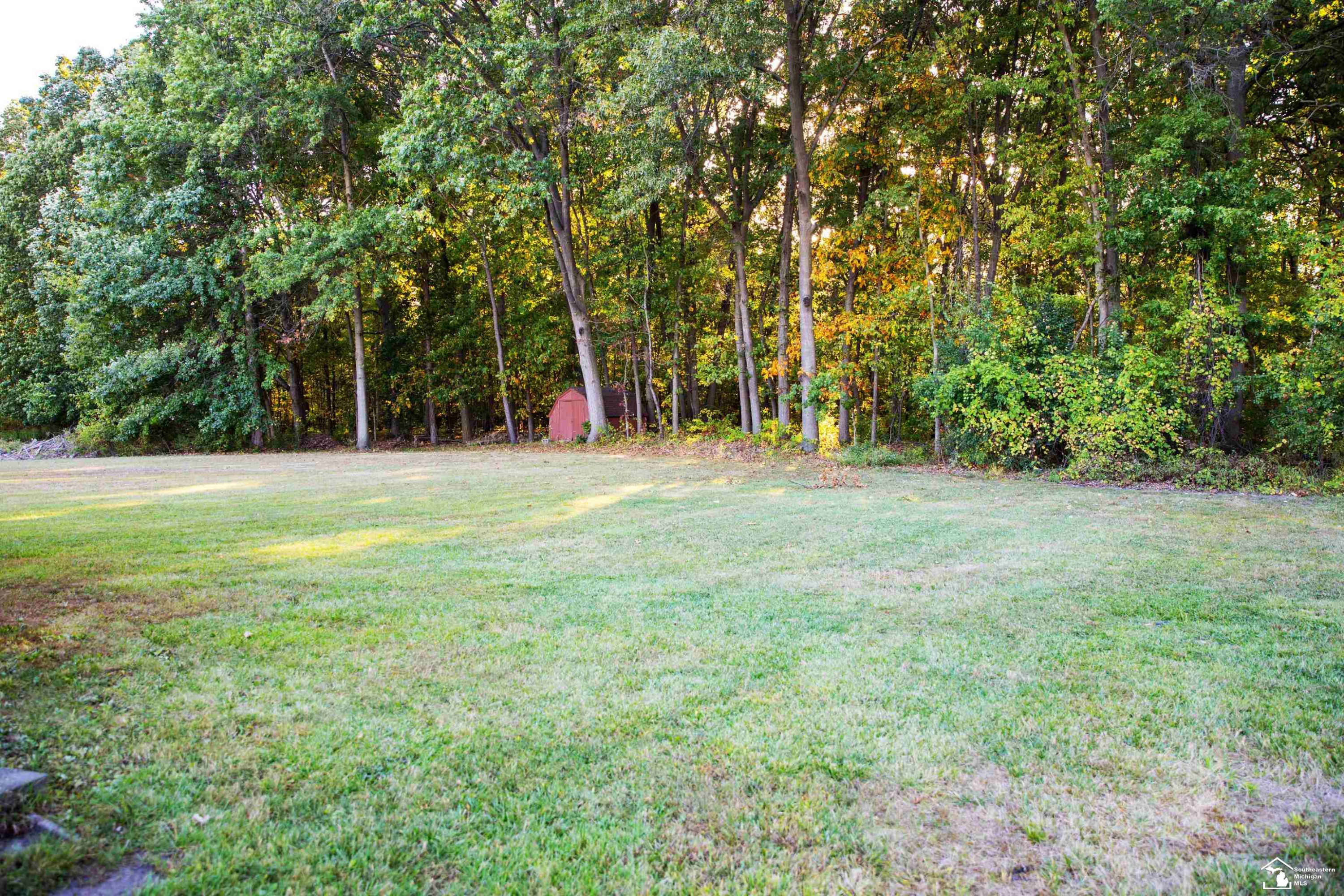 24576 Arsenal Road, MI 48134 — Photo 62