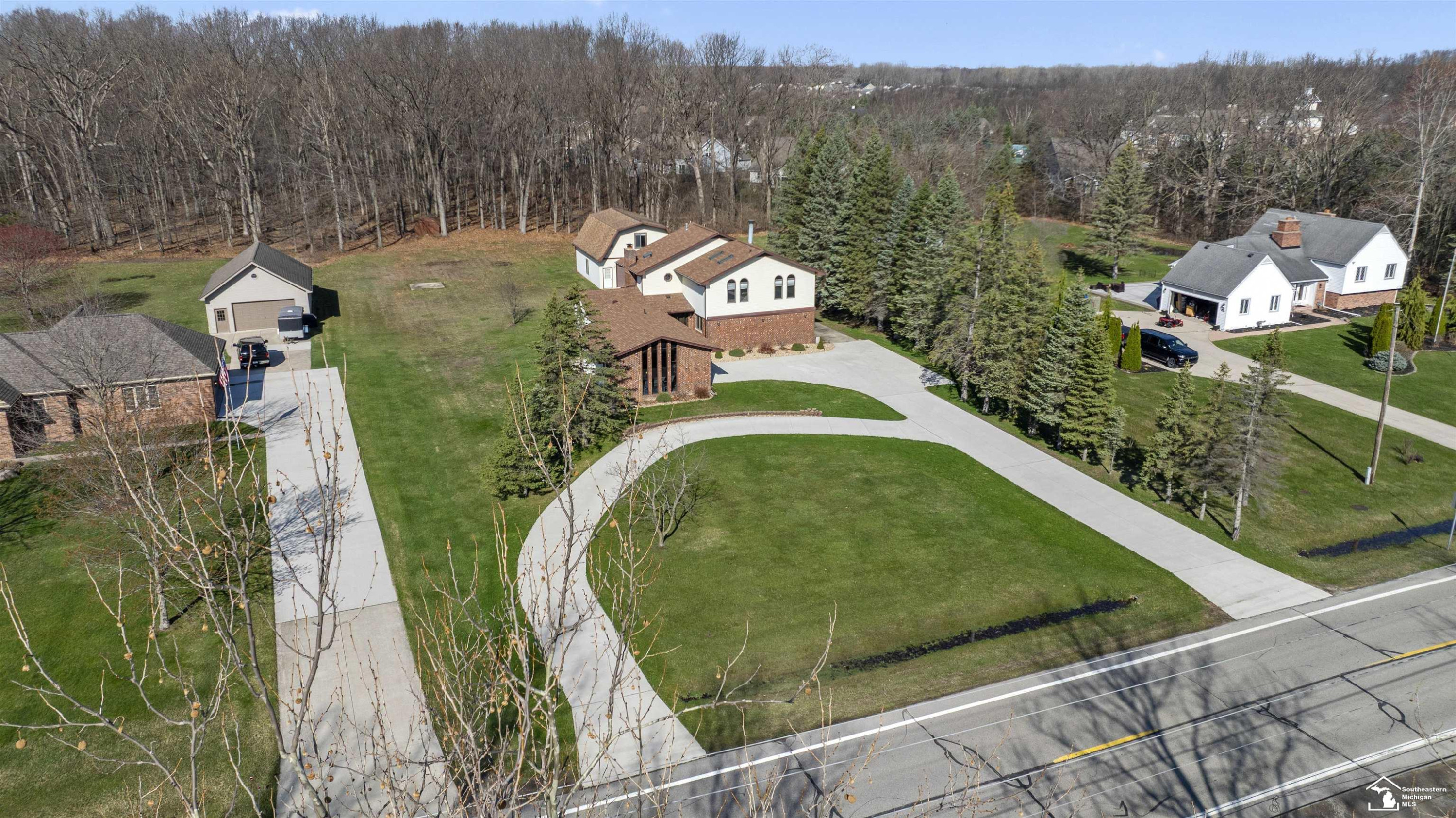 24576 Arsenal Road, MI 48134 — Photo 78