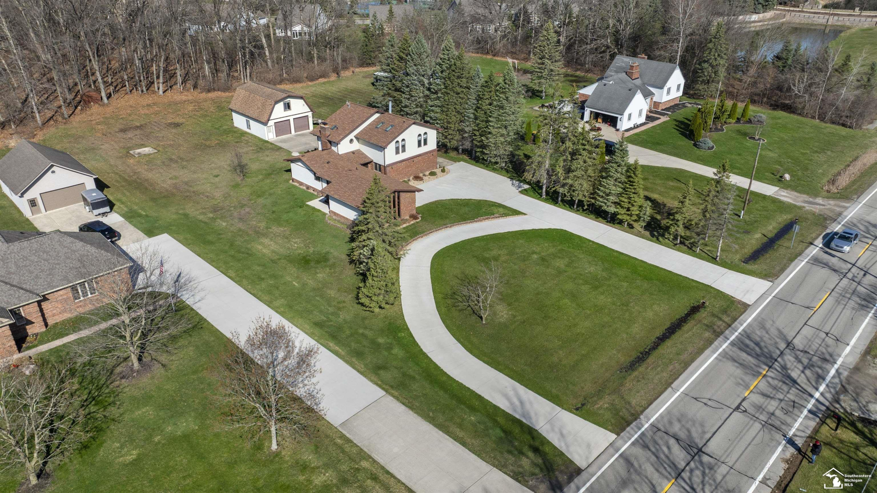 24576 Arsenal Road, MI 48134 — Photo 79