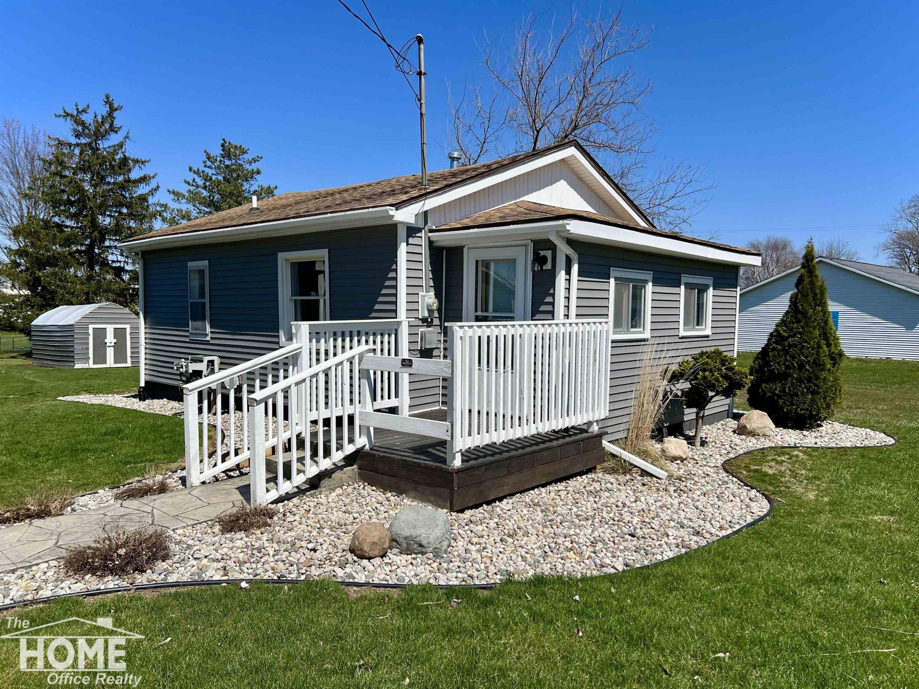 1938 Bock Street, Owosso, MI 48867 — Photo 15