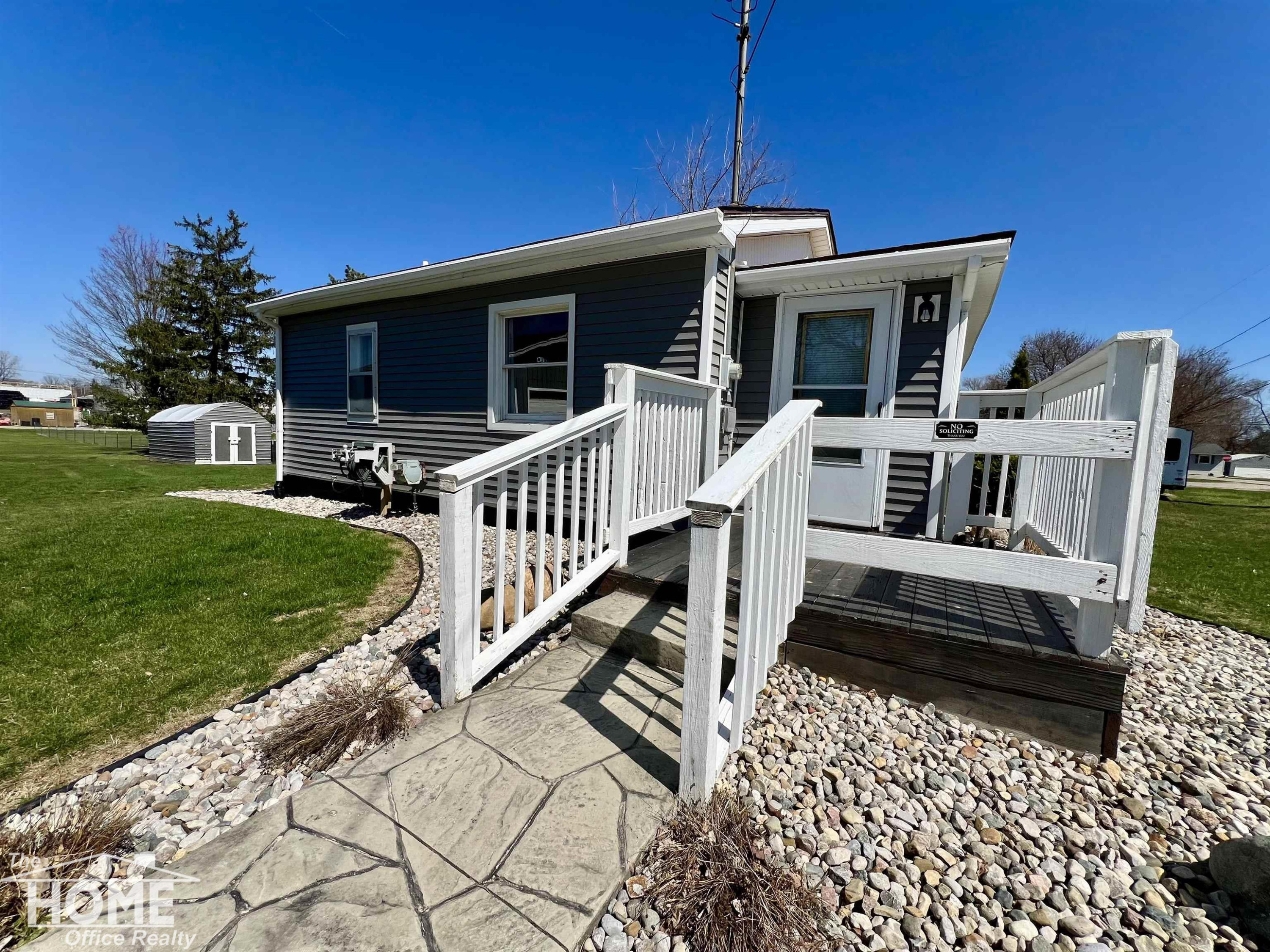 1938 Bock Street, Owosso, MI 48867 — Photo 16