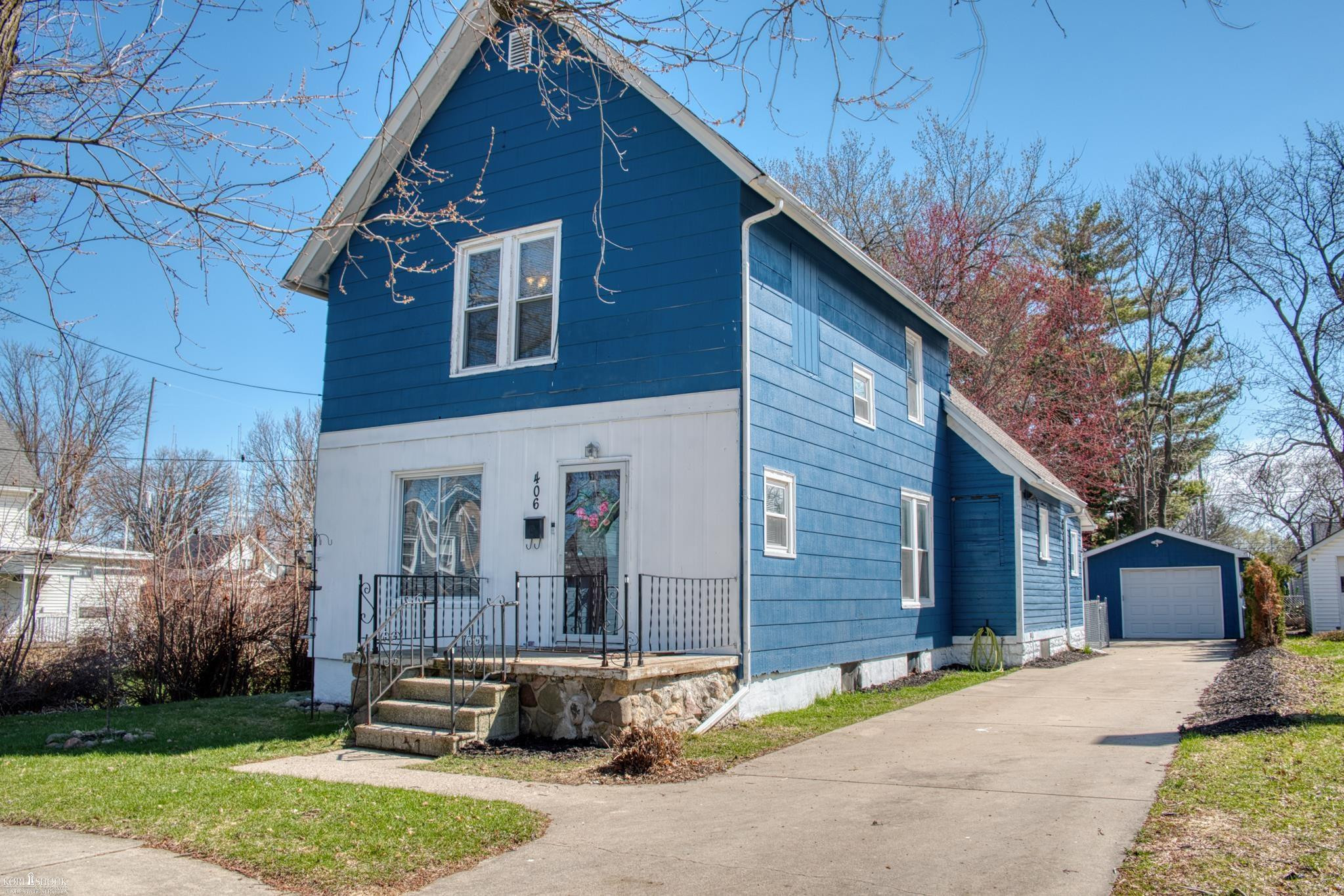 406 Mercer Street, Durand, MI 48429 — front exterior