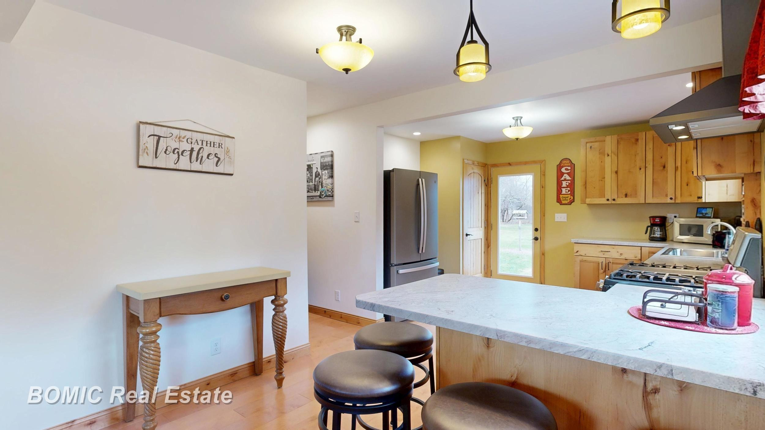 4560 Venoy Road, Saginaw, MI 48604 — Photo 9