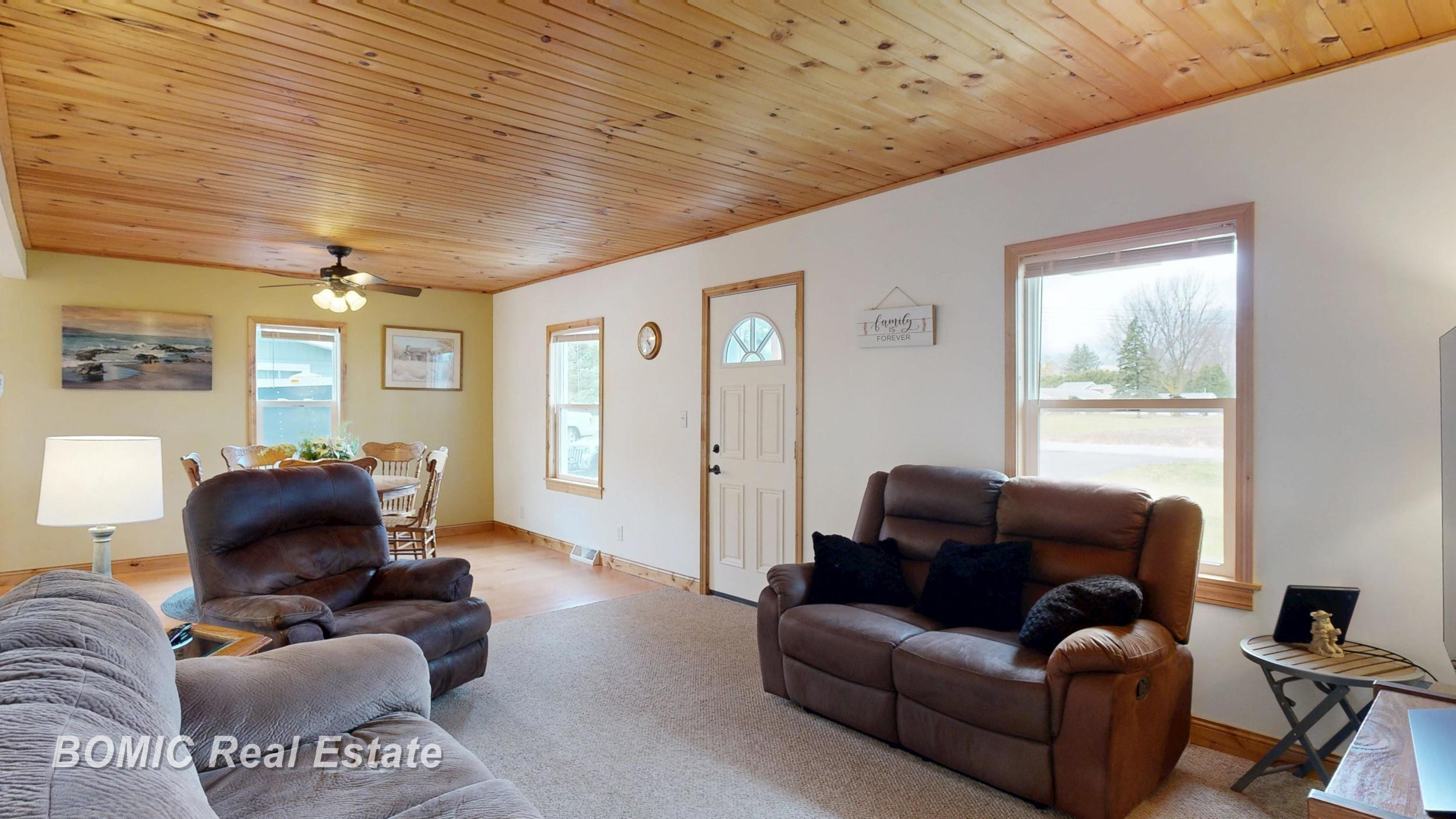 4560 Venoy Road, Saginaw, MI 48604 — Photo 15