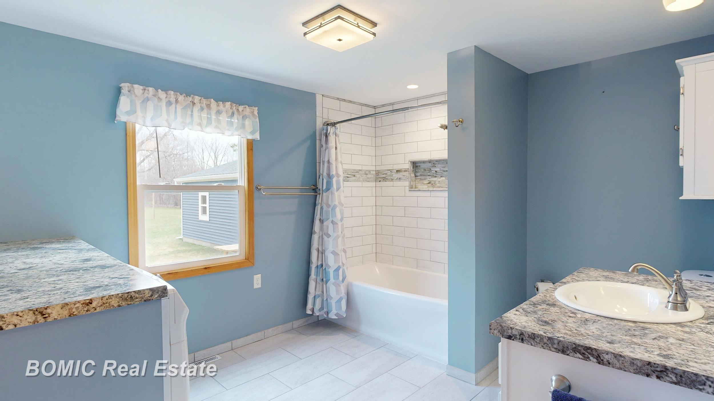 4560 Venoy Road, Saginaw, MI 48604 — Photo 25