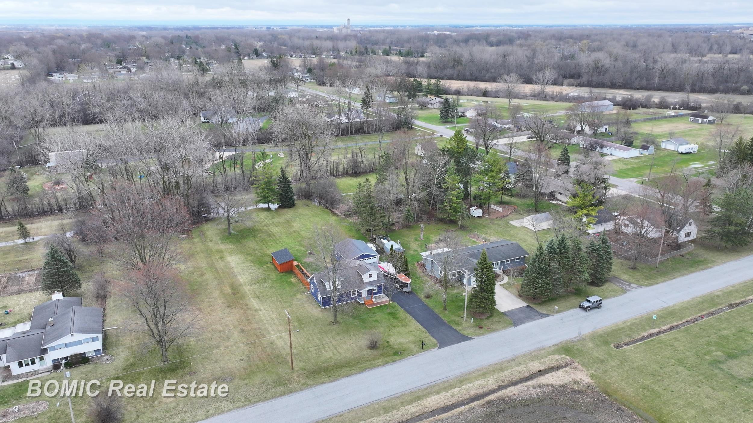 4560 Venoy Road, Saginaw, MI 48604 — Photo 40