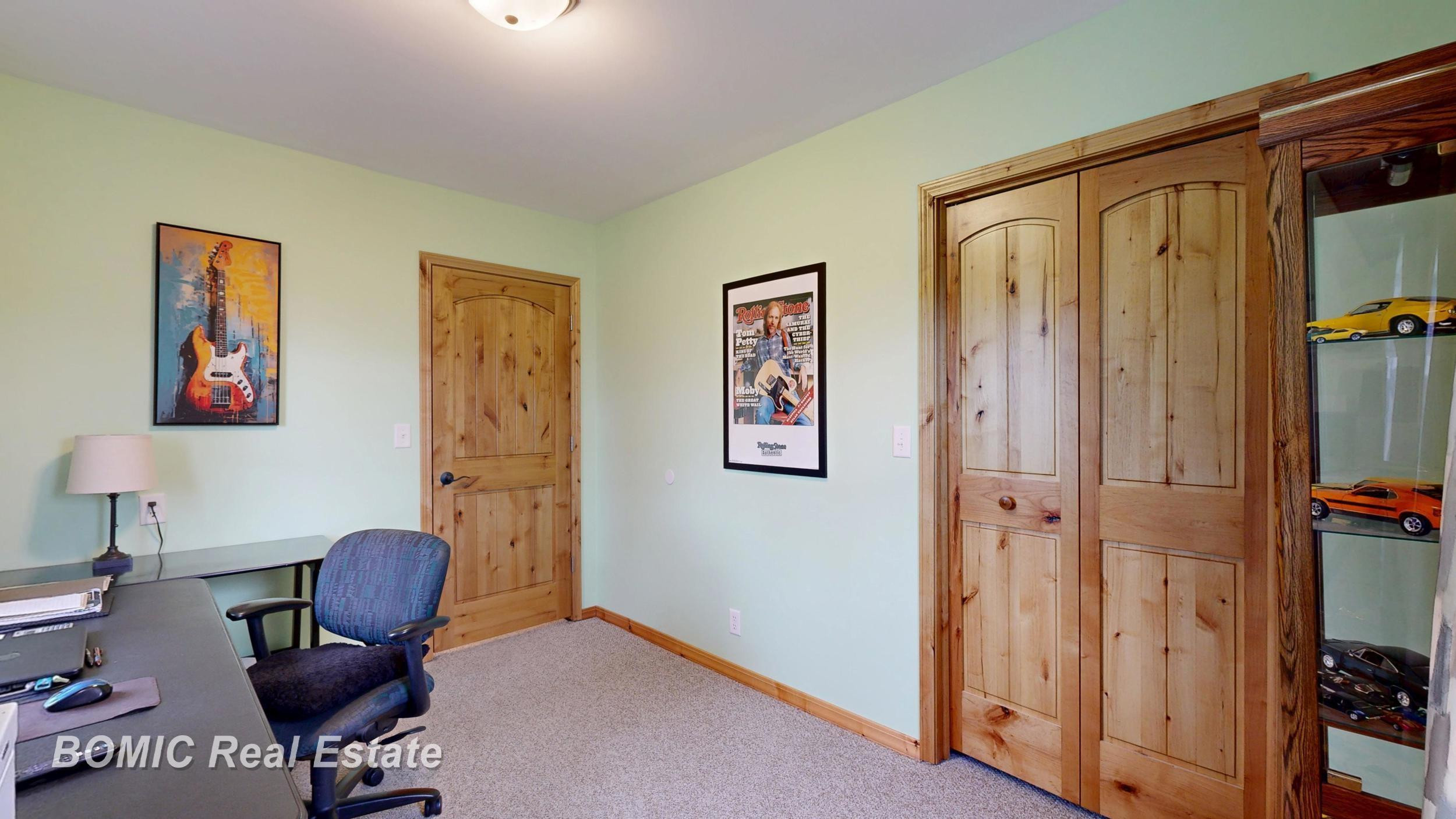 4560 Venoy Road, Saginaw, MI 48604 — Photo 44