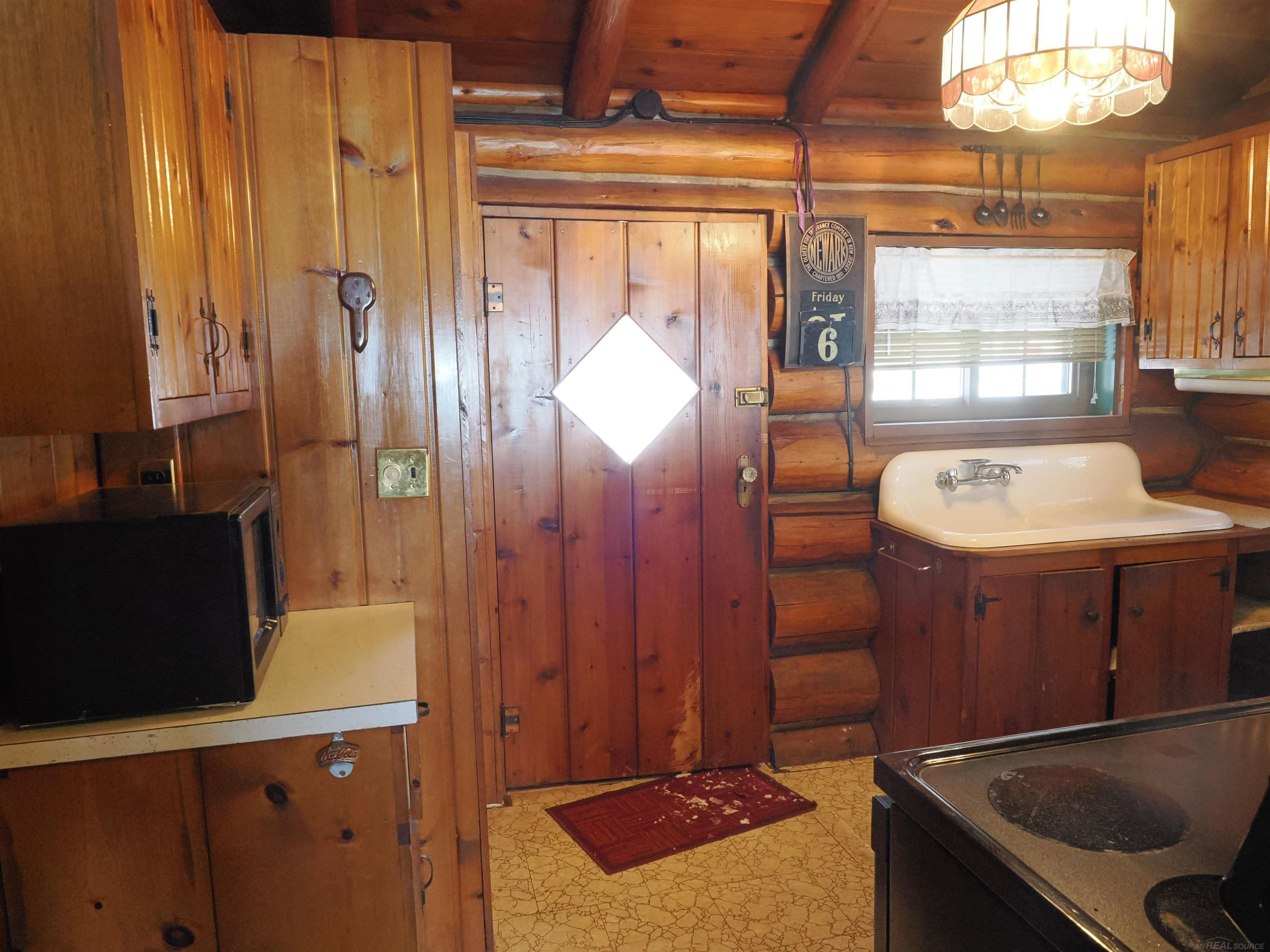 940 Huron Street, East Tawas, MI 48730 — Photo 18