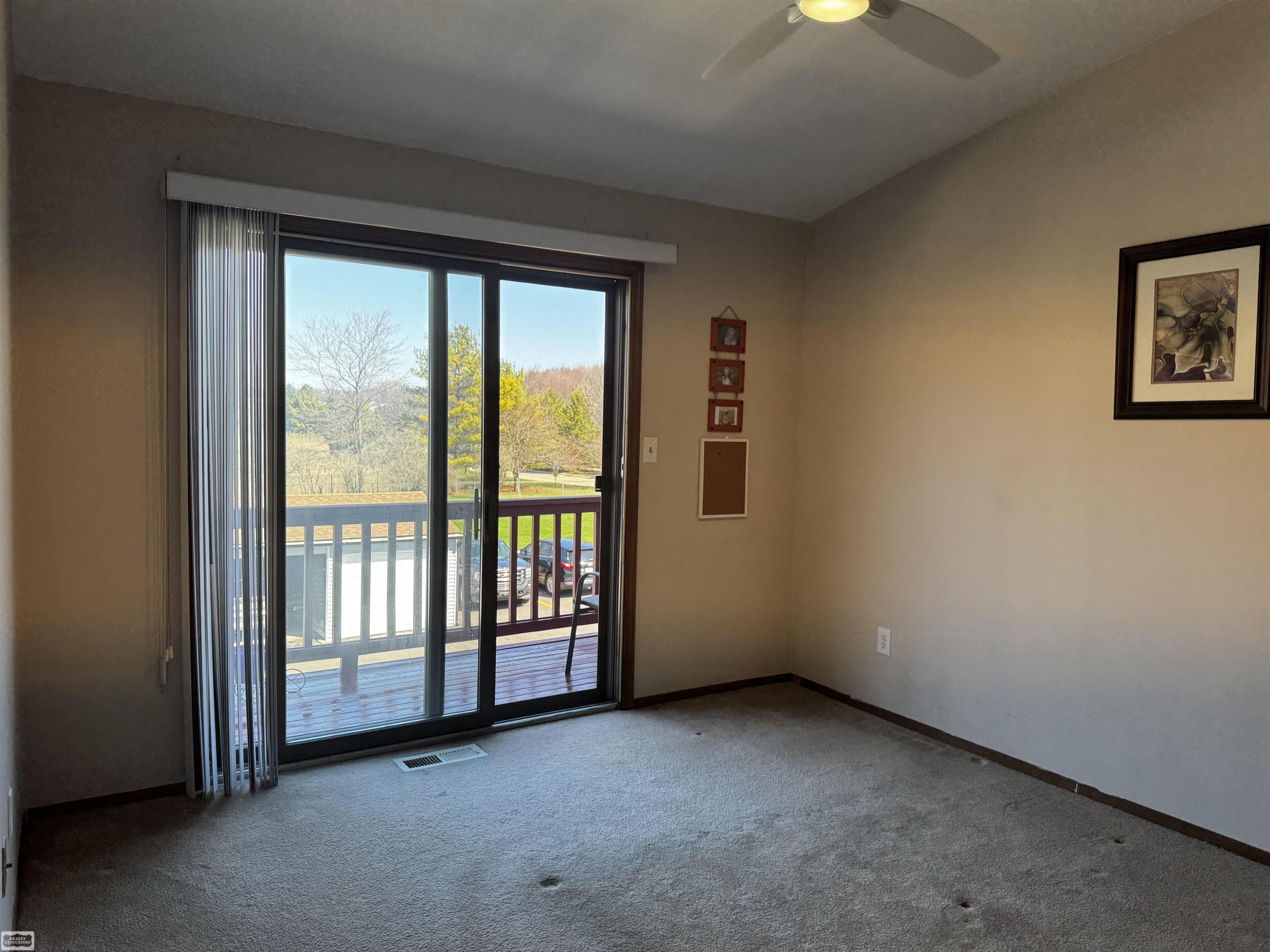 34635 W Marino Court, MI 48047 — Photo 13