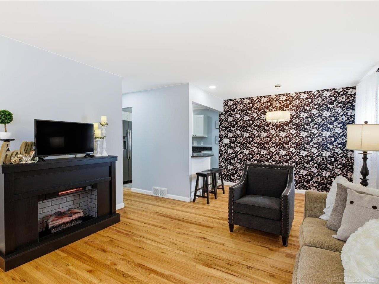 847 Carolina, Marysville, MI 48040 — Photo 5