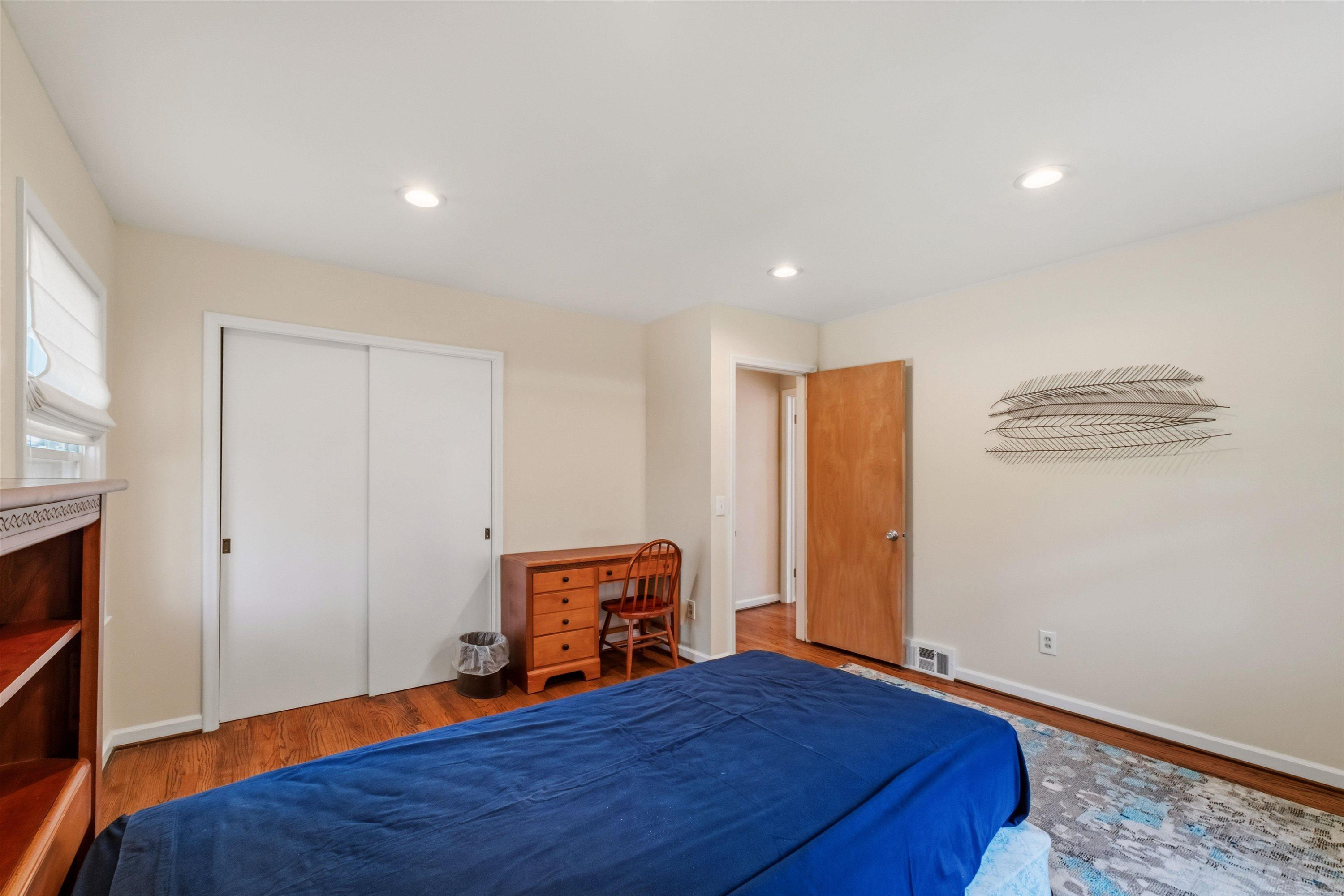 1040 N Renaud Road, Grosse Pointe Woods, MI 48236 — Photo 23