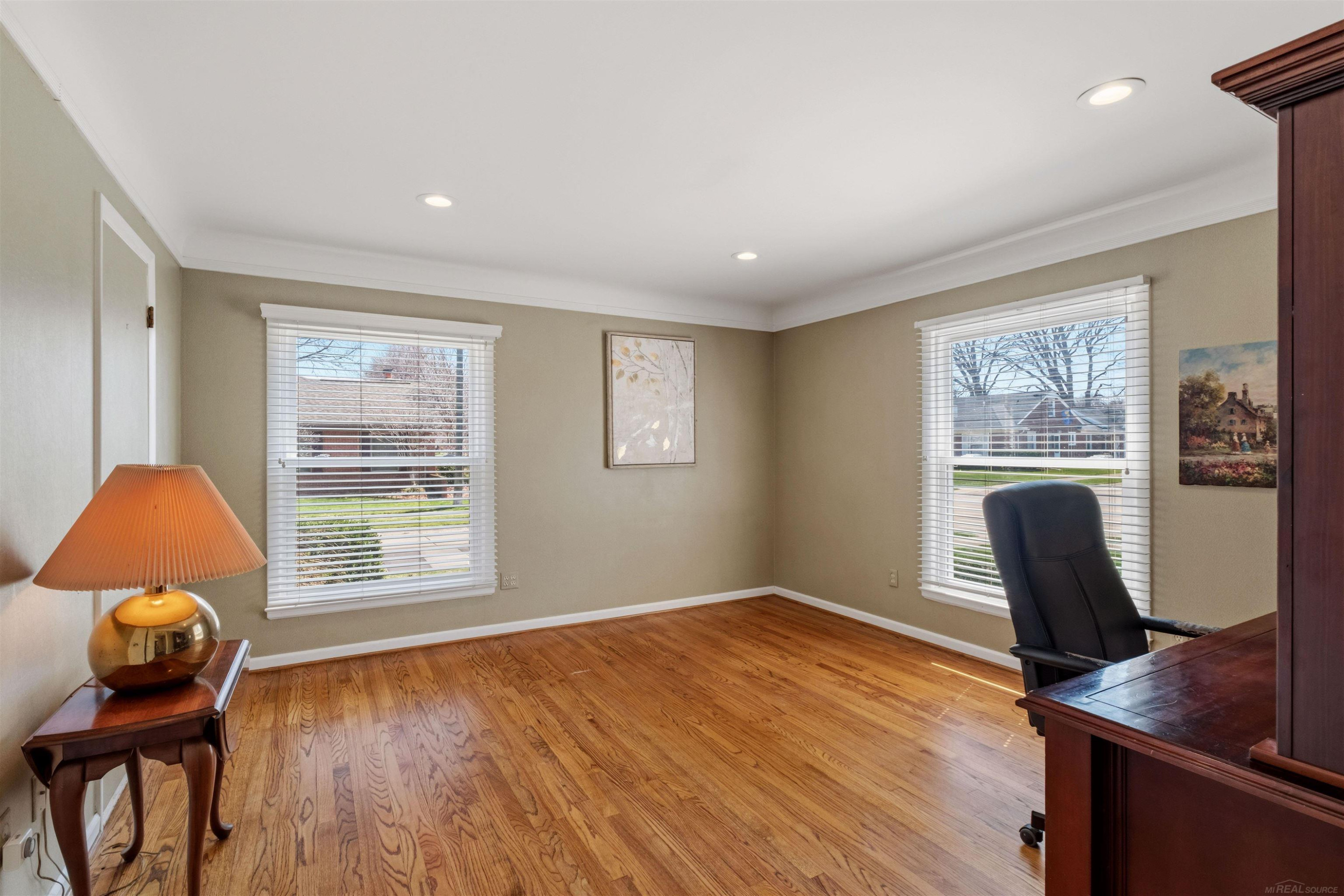 1040 N Renaud Road, Grosse Pointe Woods, MI 48236 — Photo 24