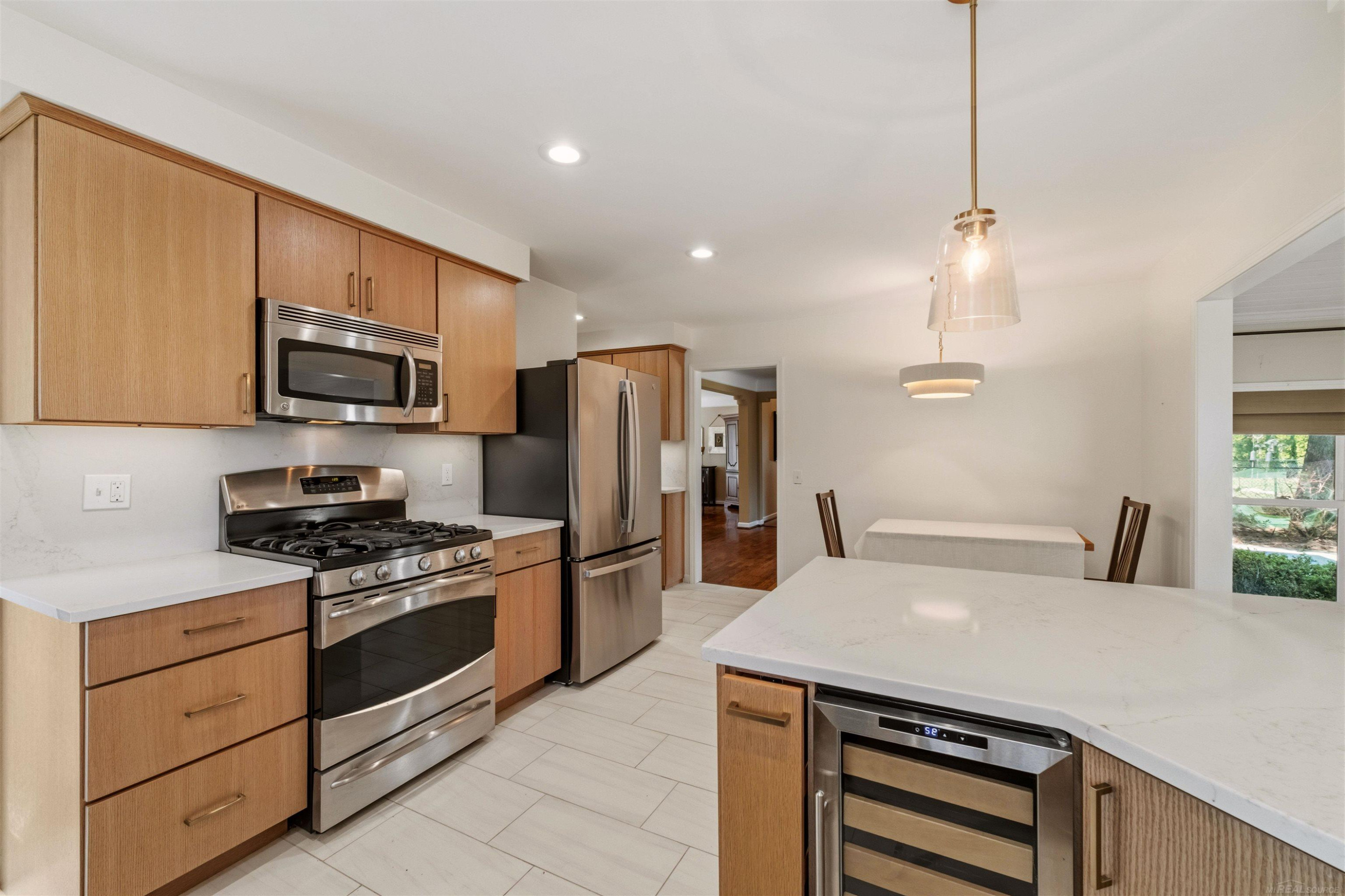 1040 N Renaud Road, Grosse Pointe Woods, MI 48236 — Photo 32