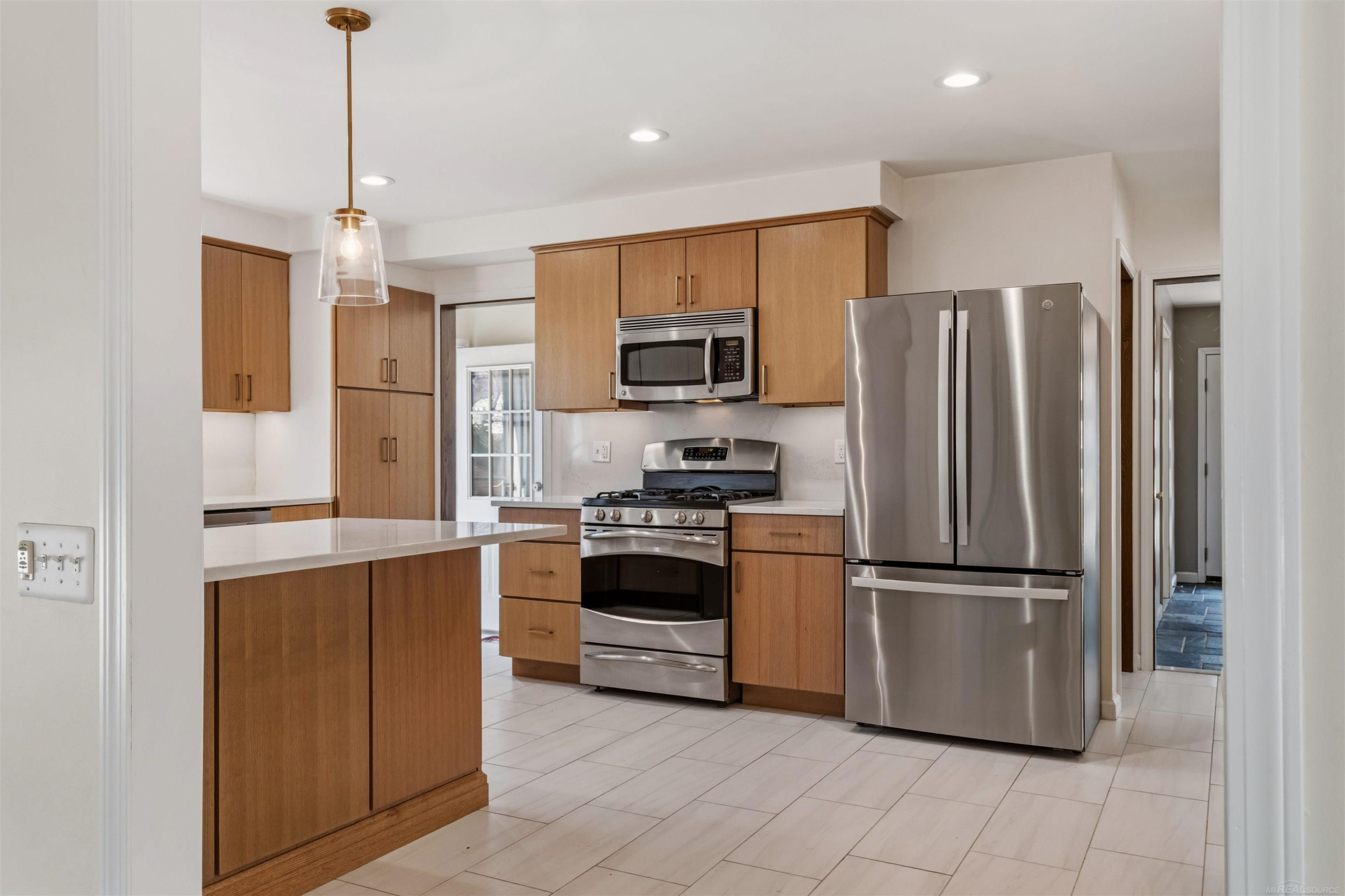 1040 N Renaud Road, Grosse Pointe Woods, MI 48236 — Photo 35