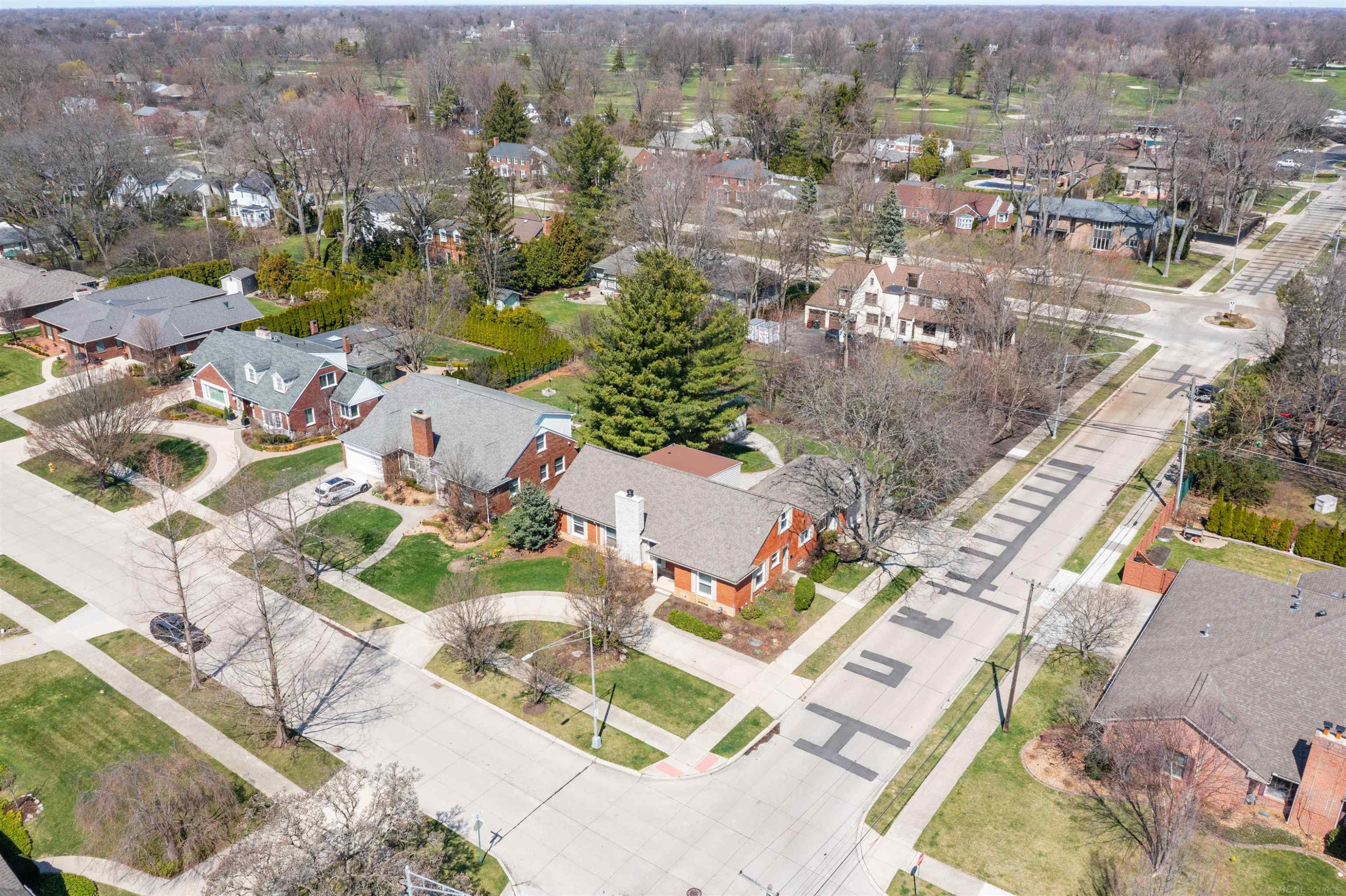 1040 N Renaud Road, Grosse Pointe Woods, MI 48236 — Photo 75