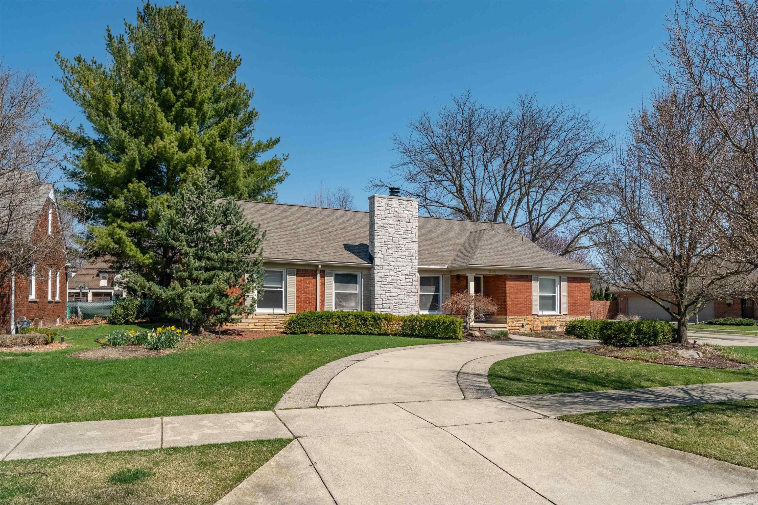 1040 N Renaud Road, Grosse Pointe Woods, MI 48236 — Photo 80