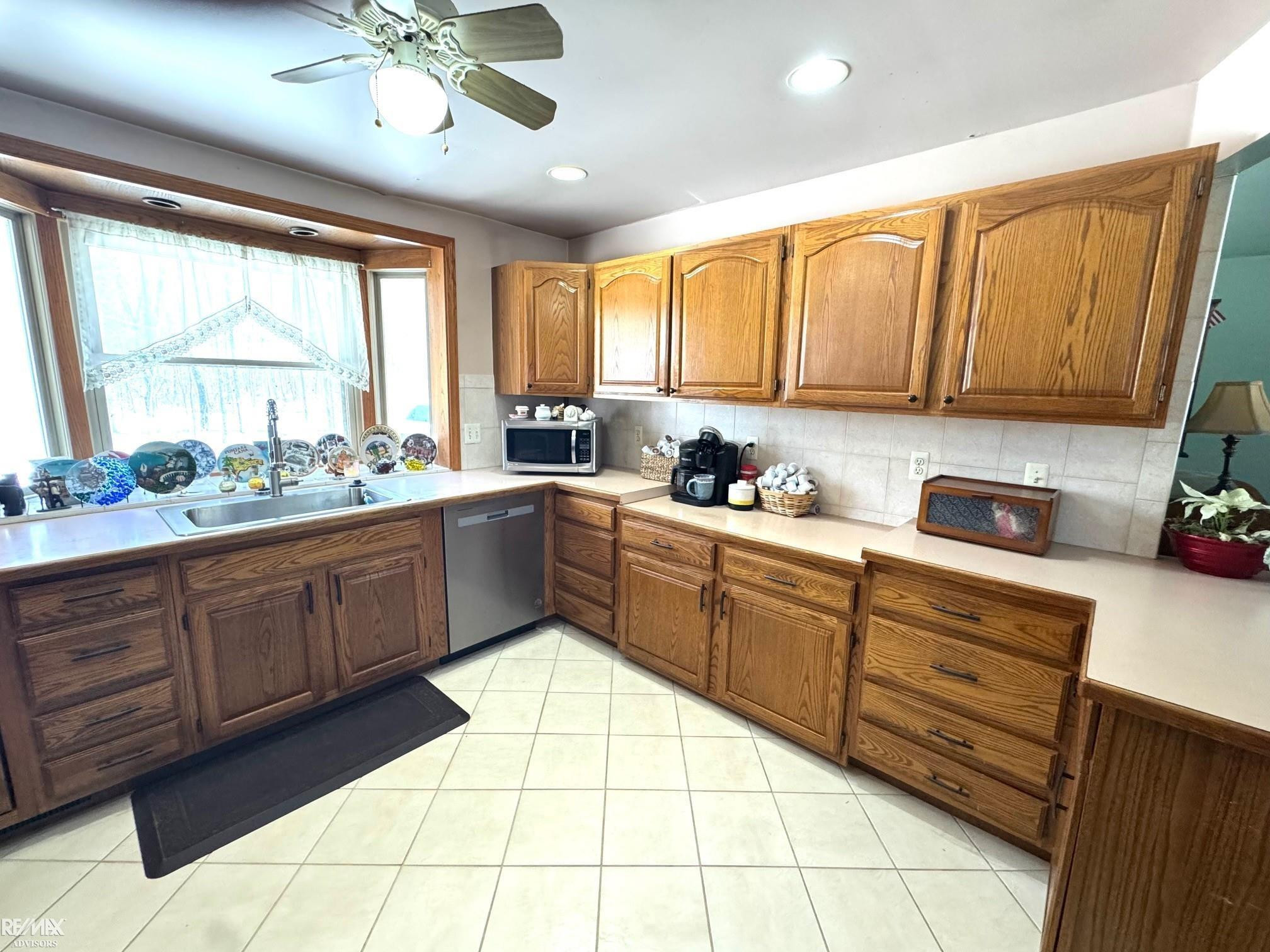 3915 Gregory Road, Gregory, MI 48137 — Photo 8