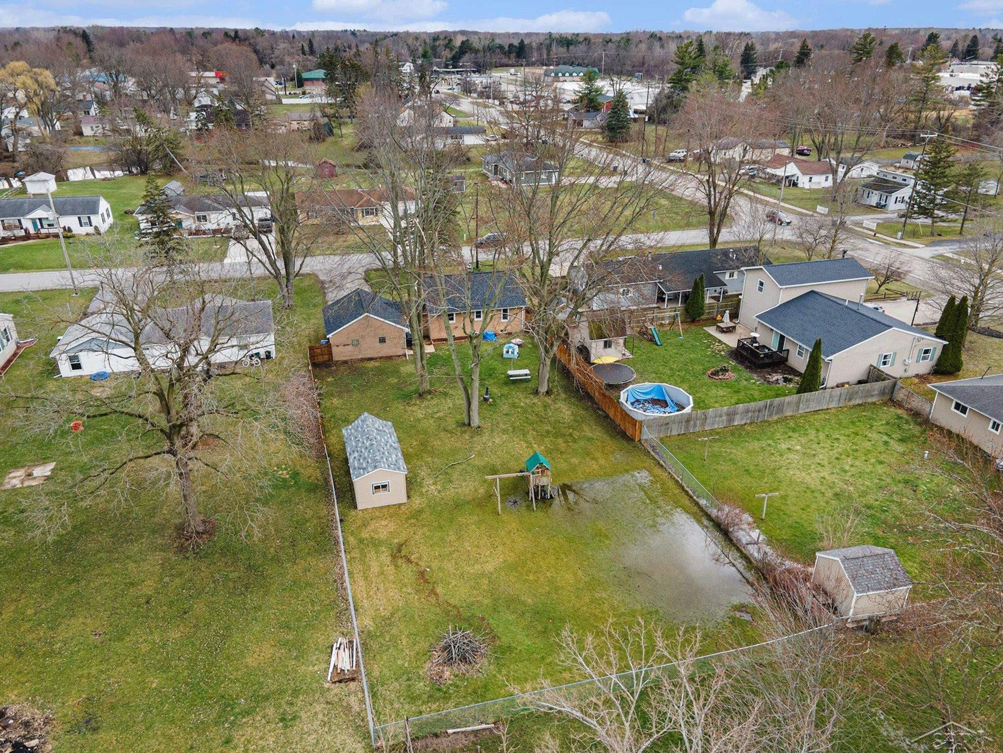 6966 Wallace Drive, Saginaw, MI 48609 — Photo 29