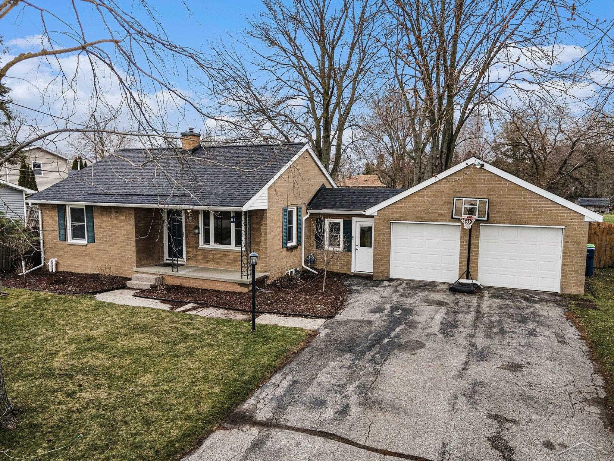 6966 Wallace Drive, Saginaw, MI 48609 — Photo 31