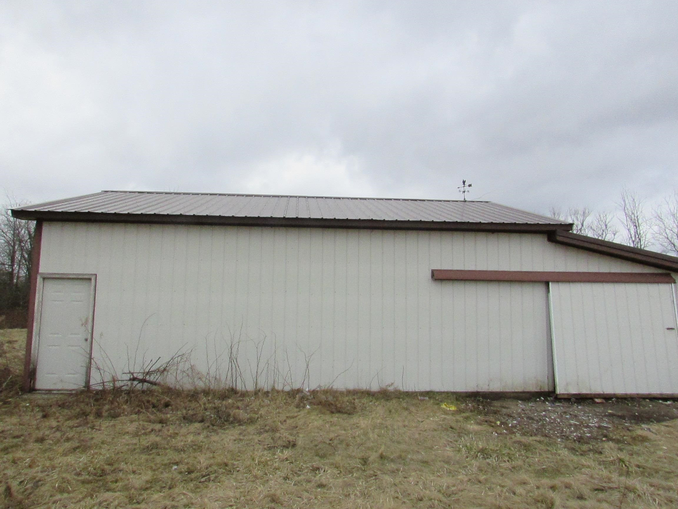 6077 Hibbard Road, Corunna, MI 48817 — Photo 12