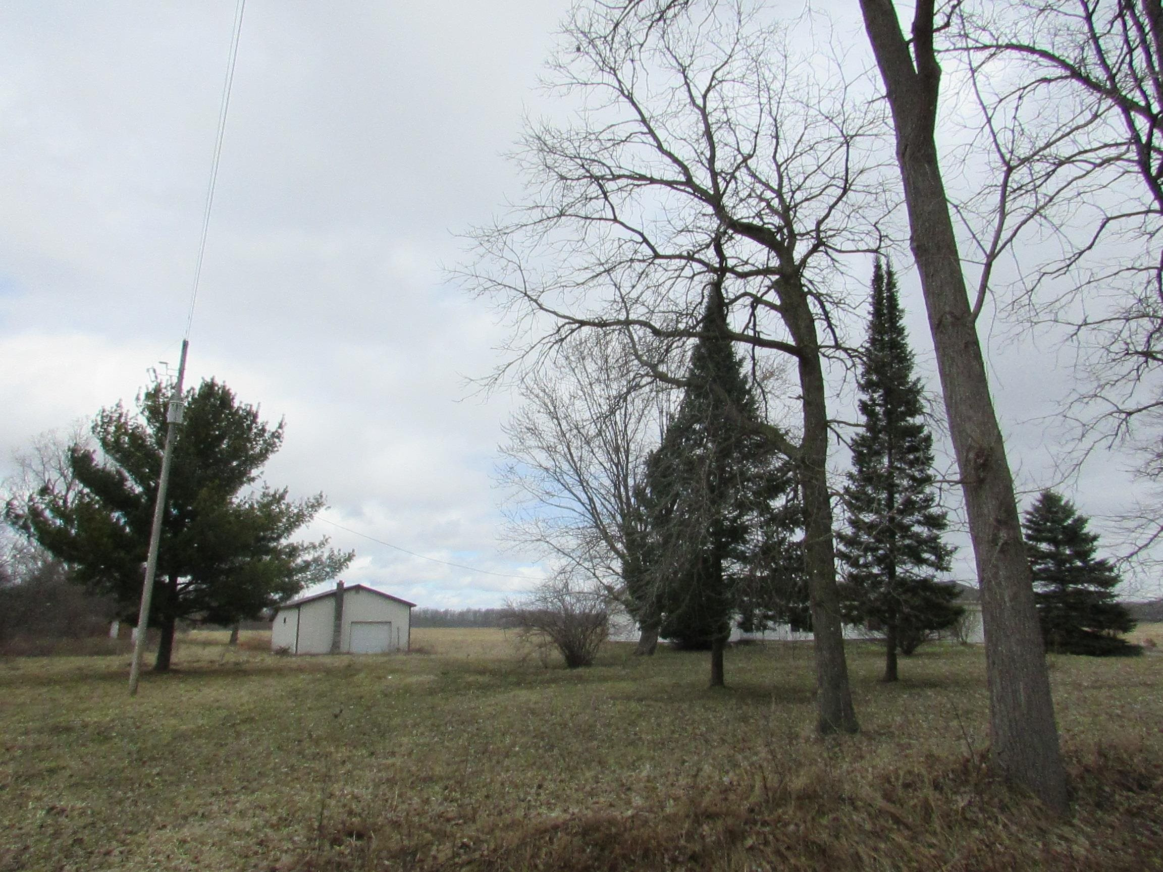 6077 Hibbard Road, Corunna, MI 48817 — Photo 5