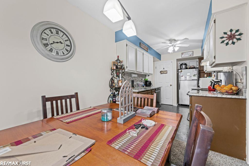 24505 Meadow Bridge Drive, Clinton Twp, MI 48035 — Photo 6