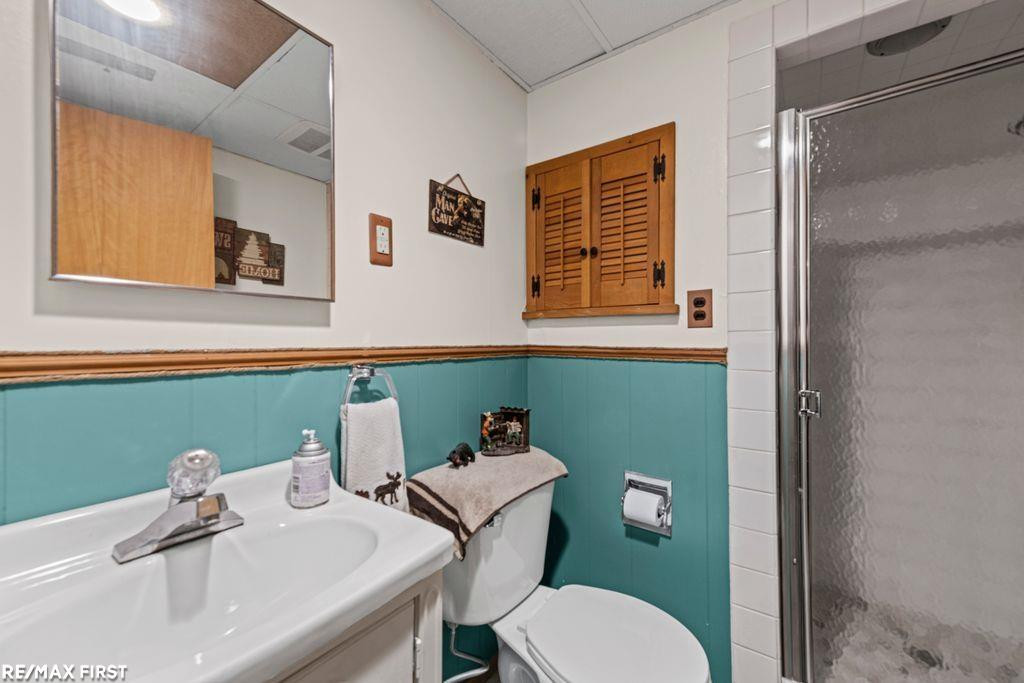 24505 Meadow Bridge Drive, Clinton Twp, MI 48035 — Photo 15