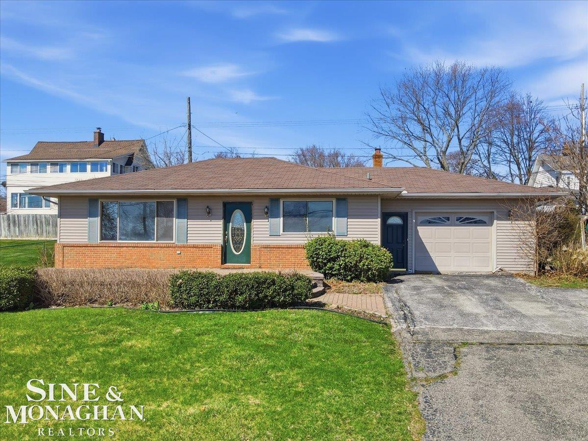 9498 Fenwin Drive, Grand Blanc, MI, 48439