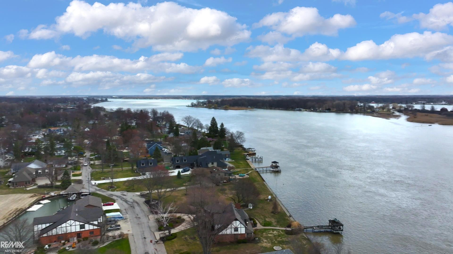 501 Lathrop Avenue, Algonac, MI 48001 — Photo 11