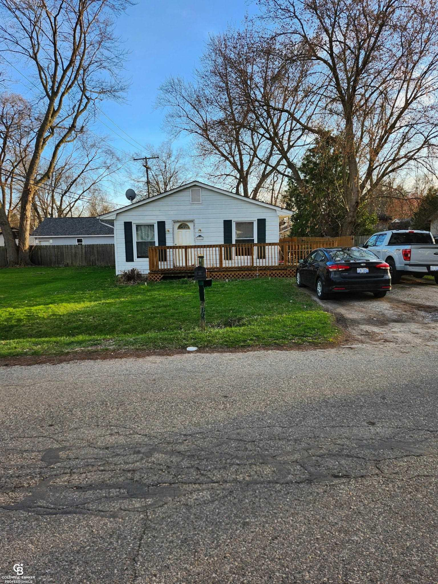 905 Liberty Street, Algonac, MI 48001 — front exterior