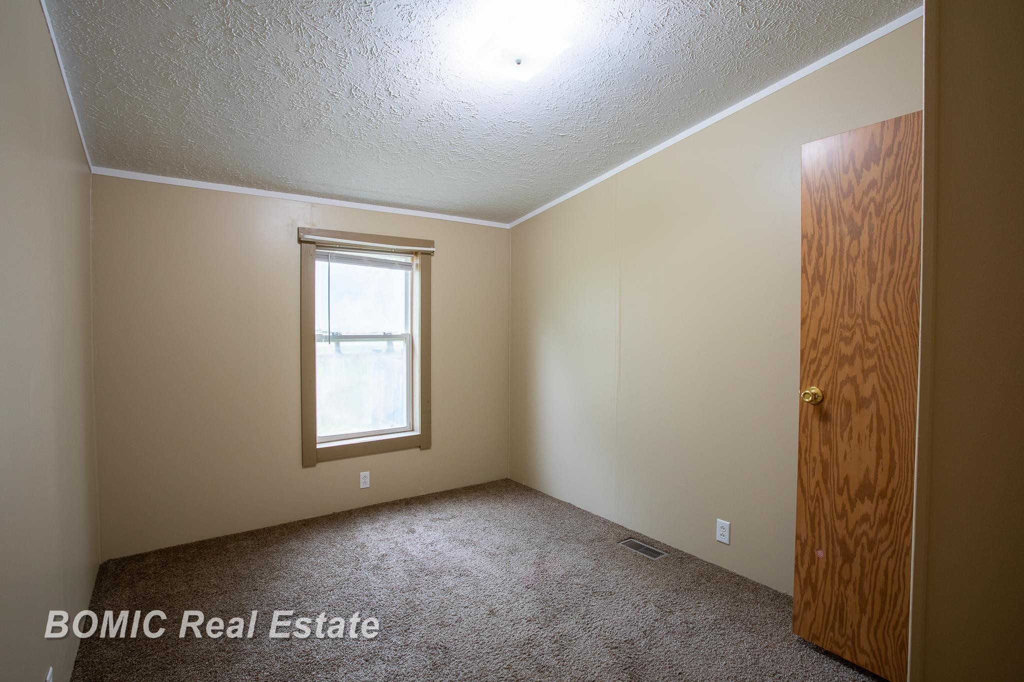 4562 Hanes Road, Vassar, MI 48768 — Photo 12