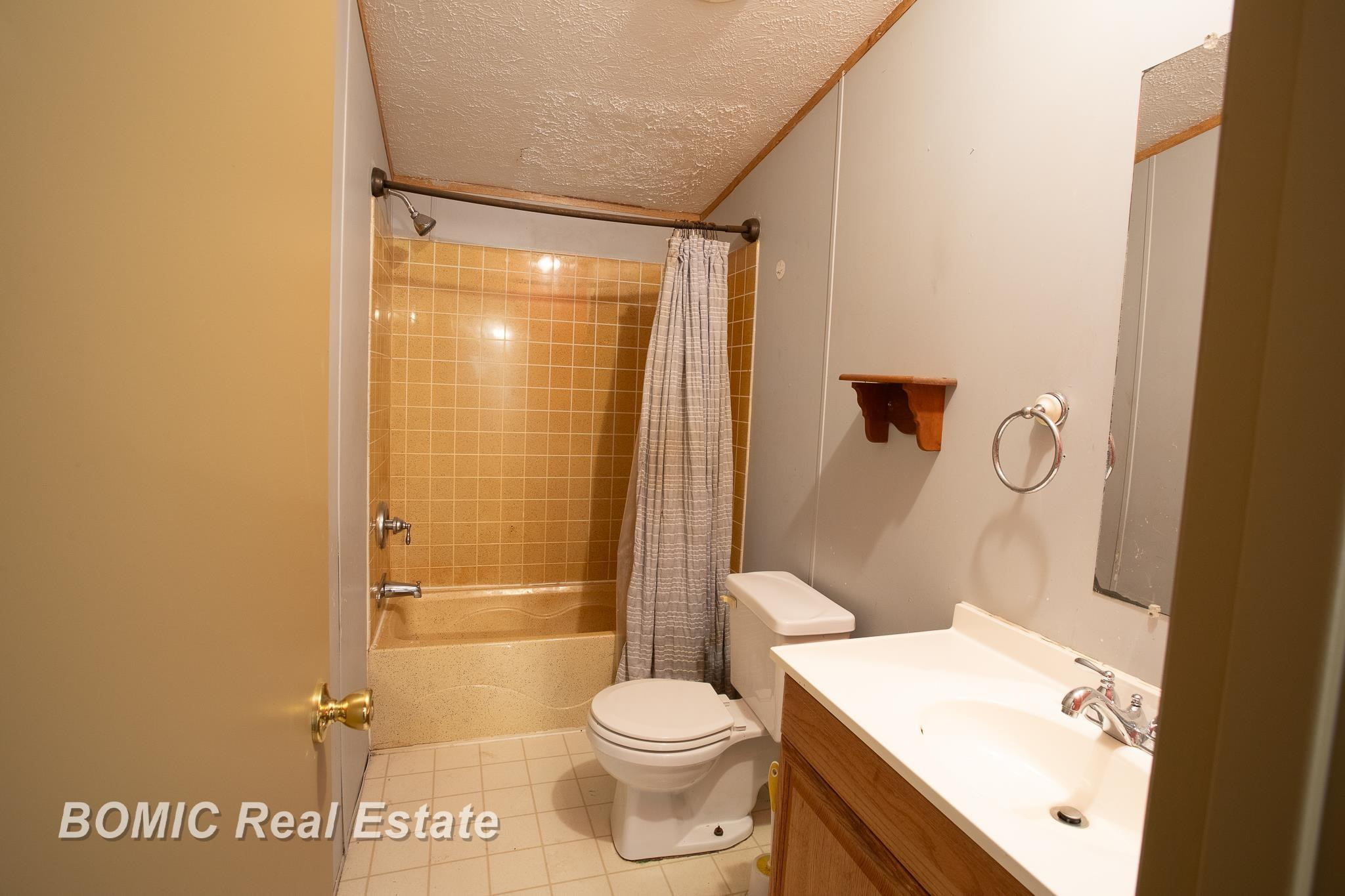 4562 Hanes Road, Vassar, MI 48768 — Photo 13