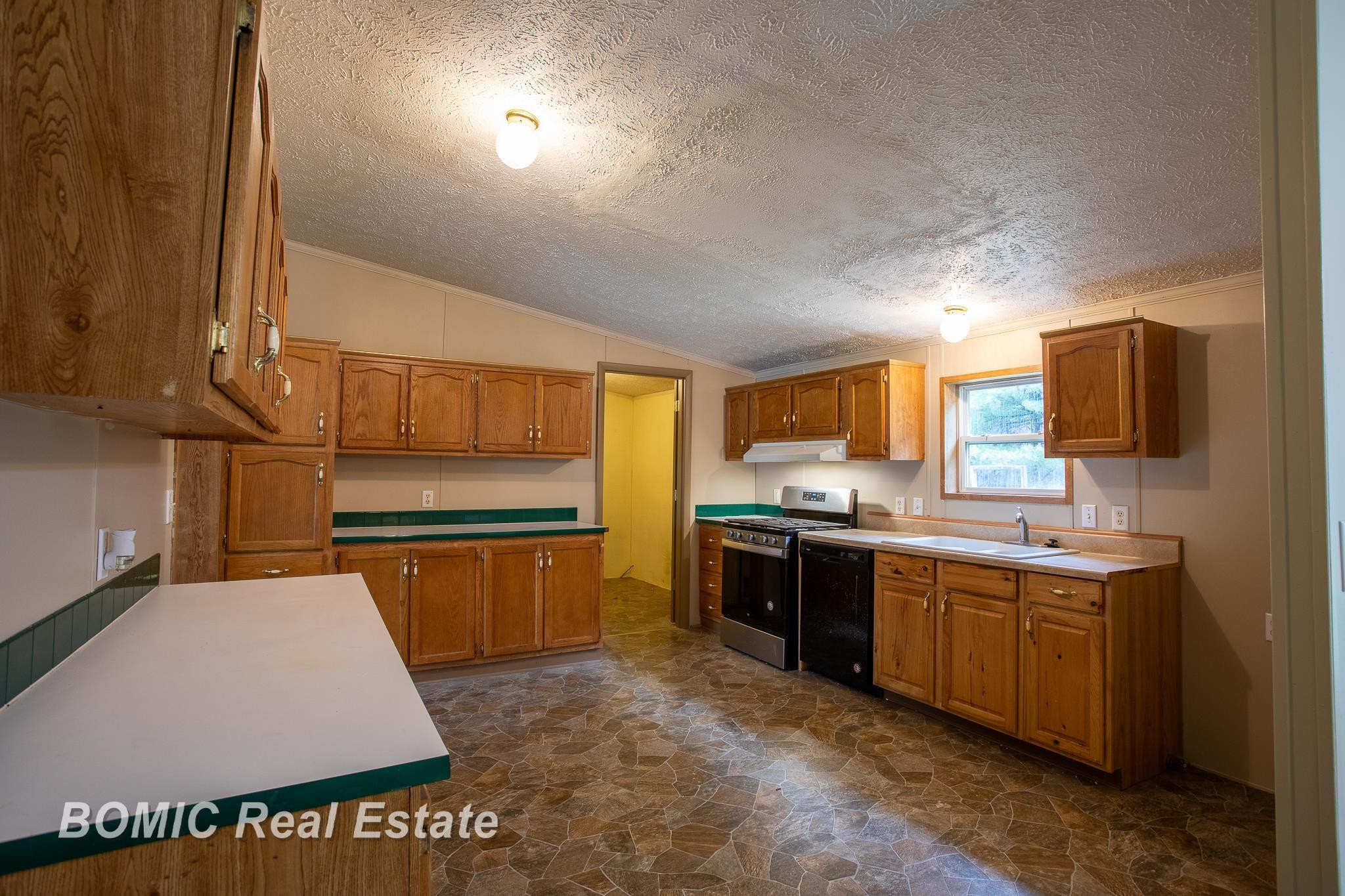 4562 Hanes Road, Vassar, MI 48768 — Photo 16