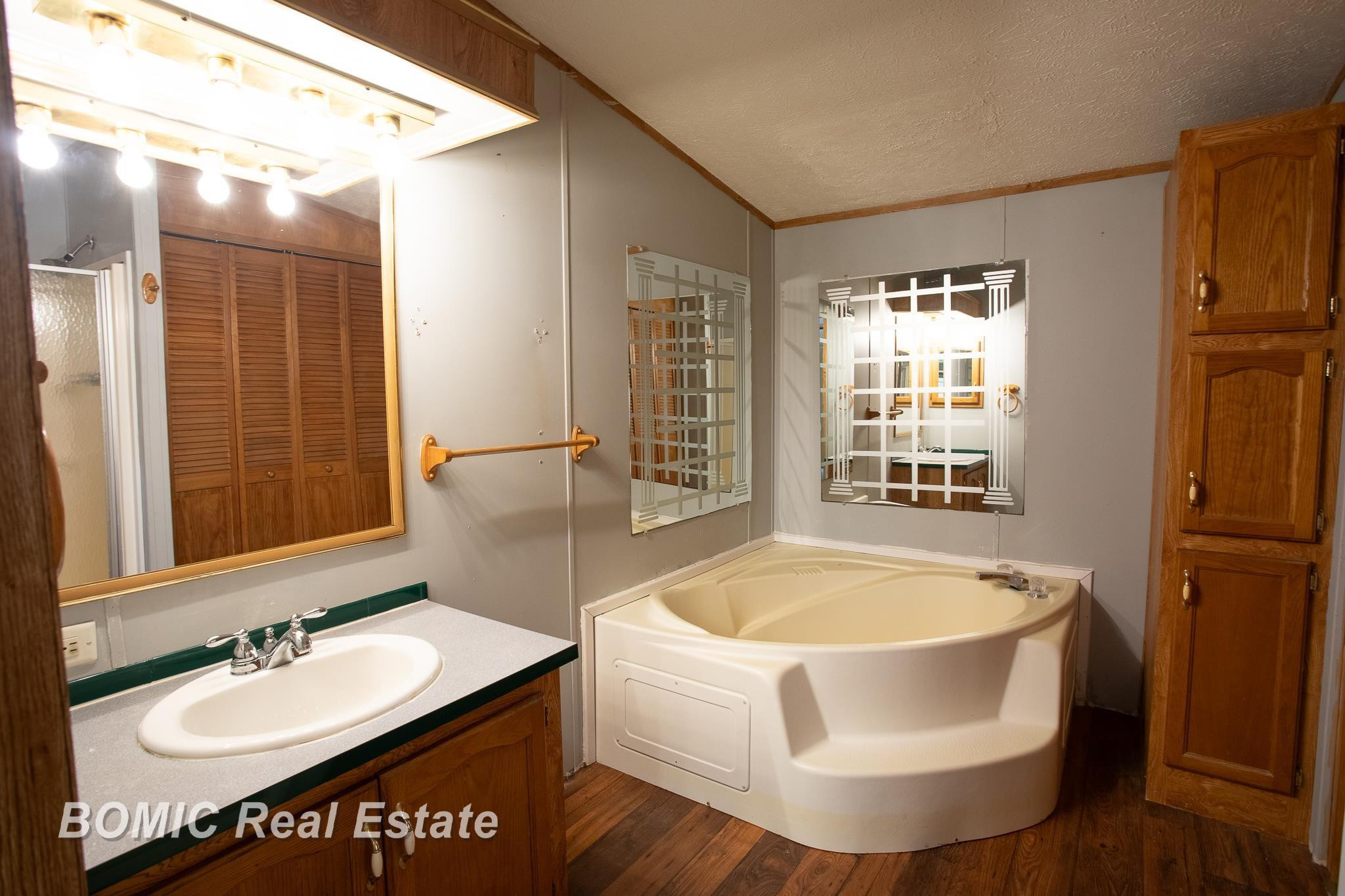 4562 Hanes Road, Vassar, MI 48768 — Photo 17