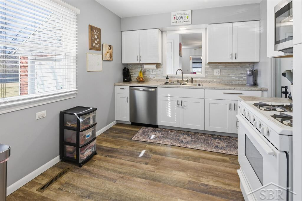 8081 Webster Road, Freeland, MI 48623 — Photo 13