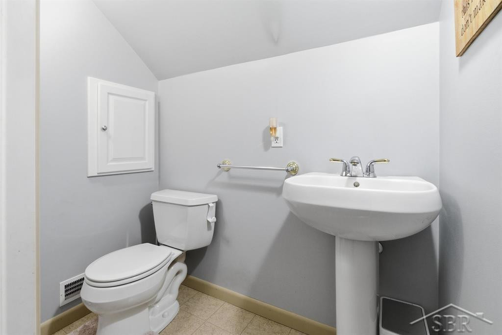 8081 Webster Road, Freeland, MI 48623 — Photo 30