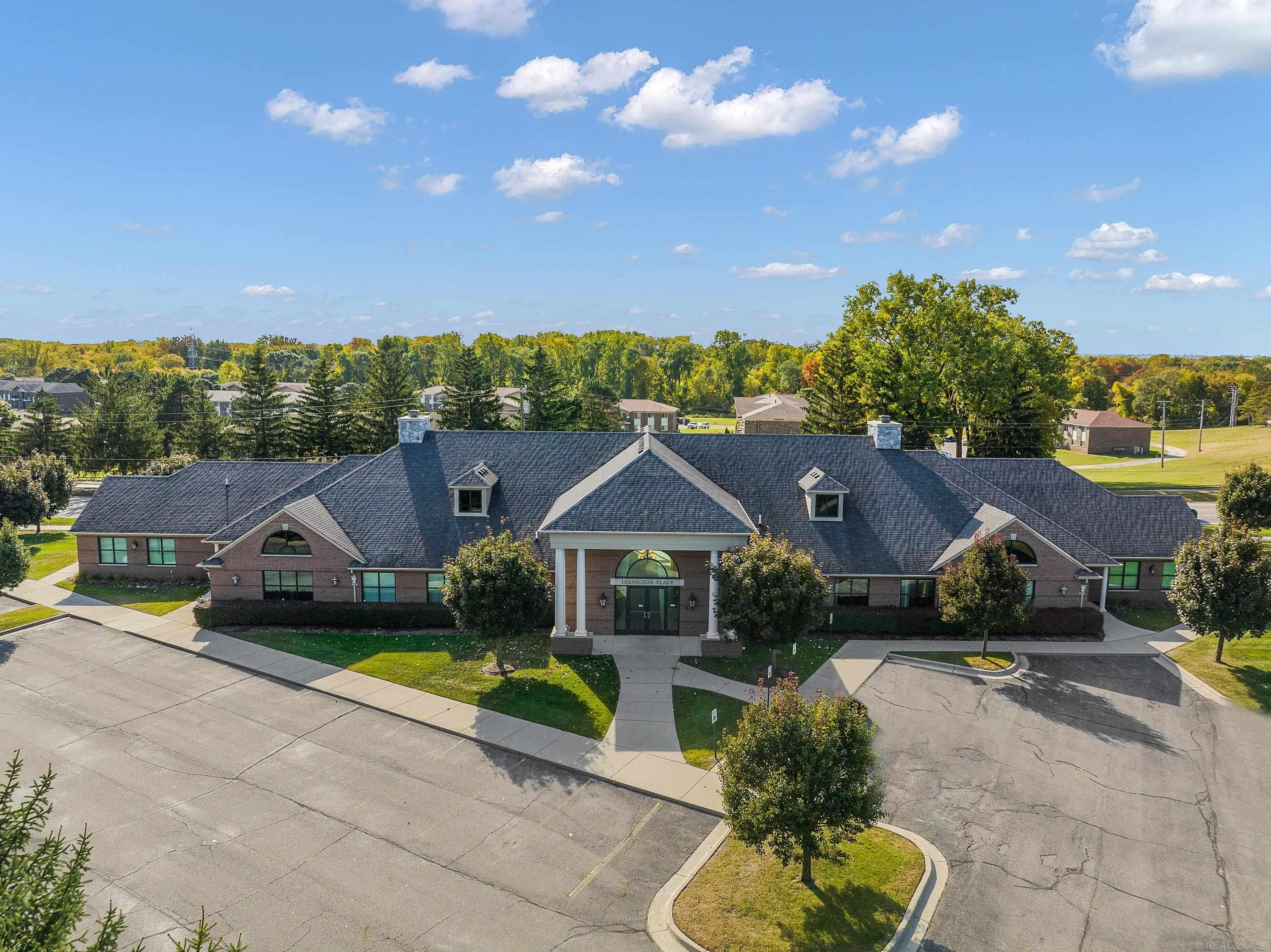 6300 22 Mile Road, Suite 5, MI 48317
