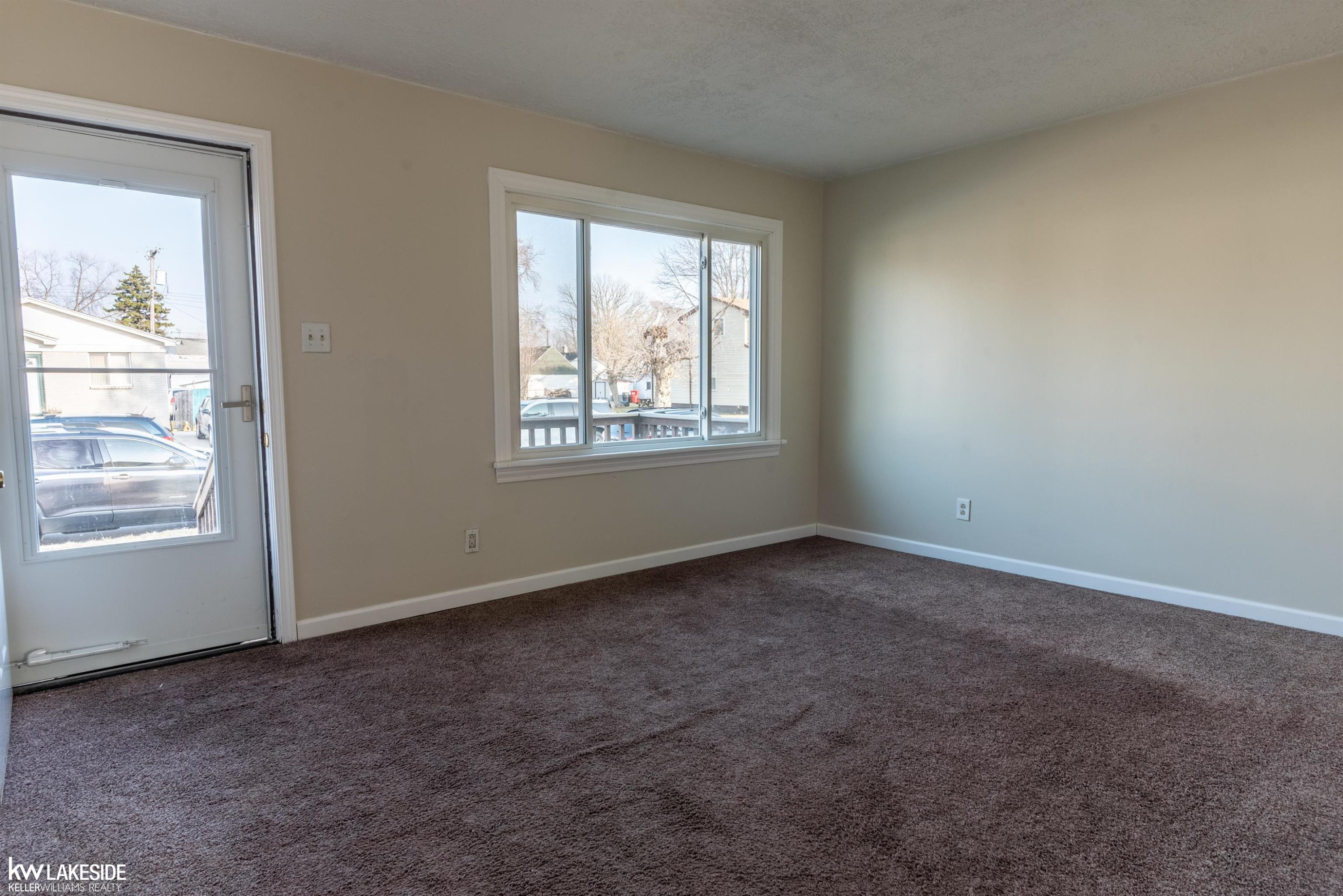28627 Maple Street, Roseville, MI 48066 — Photo 3