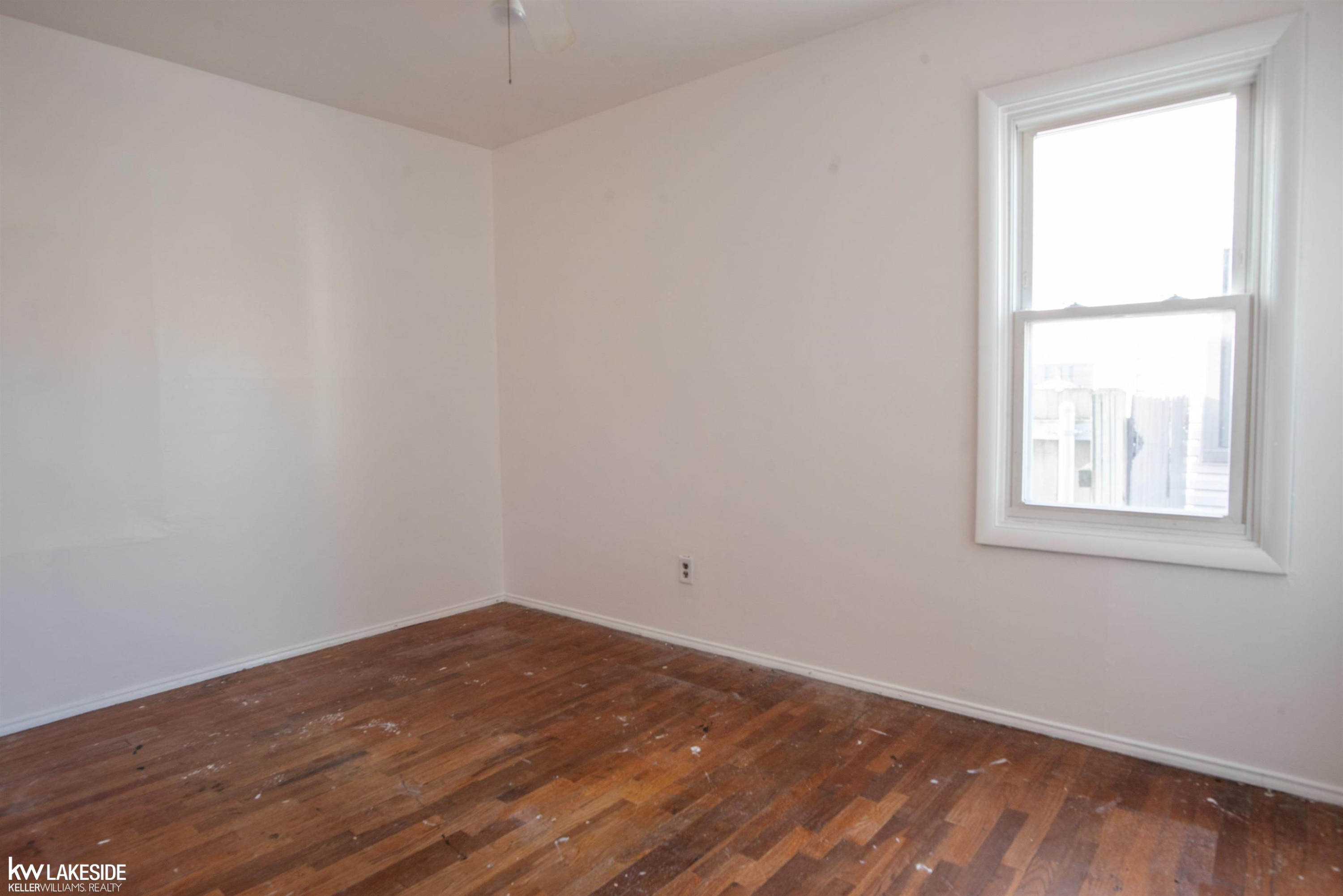28627 Maple Street, Roseville, MI 48066 — Photo 10