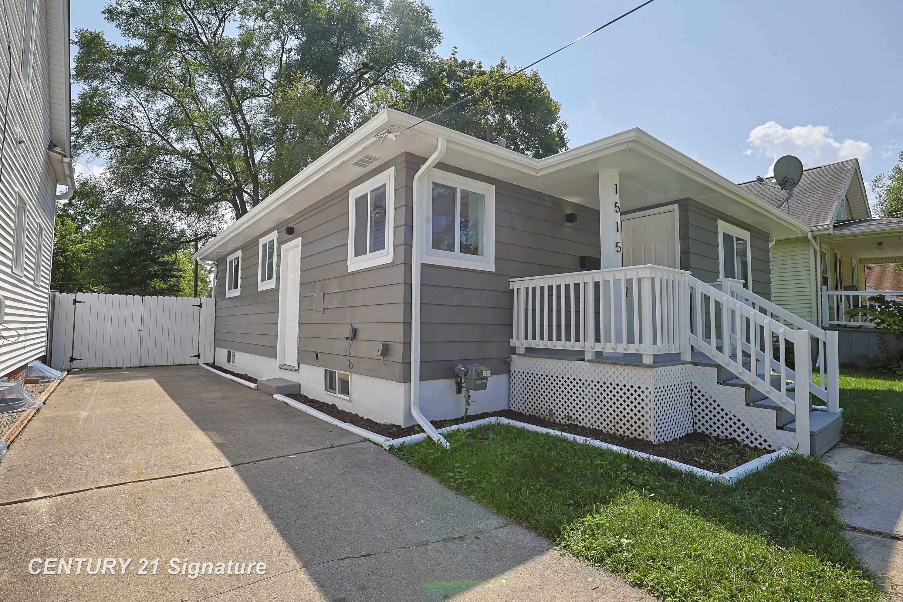 1515 Beech Street, Saginaw, MI 48602 — front exterior