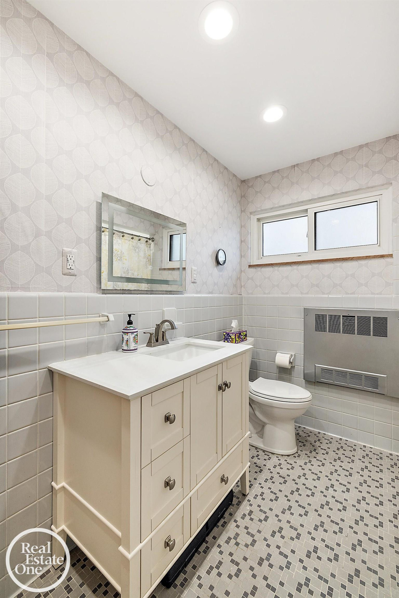 17560 Mack Road, #18, Grosse Pointe, MI 48230 — Photo 19