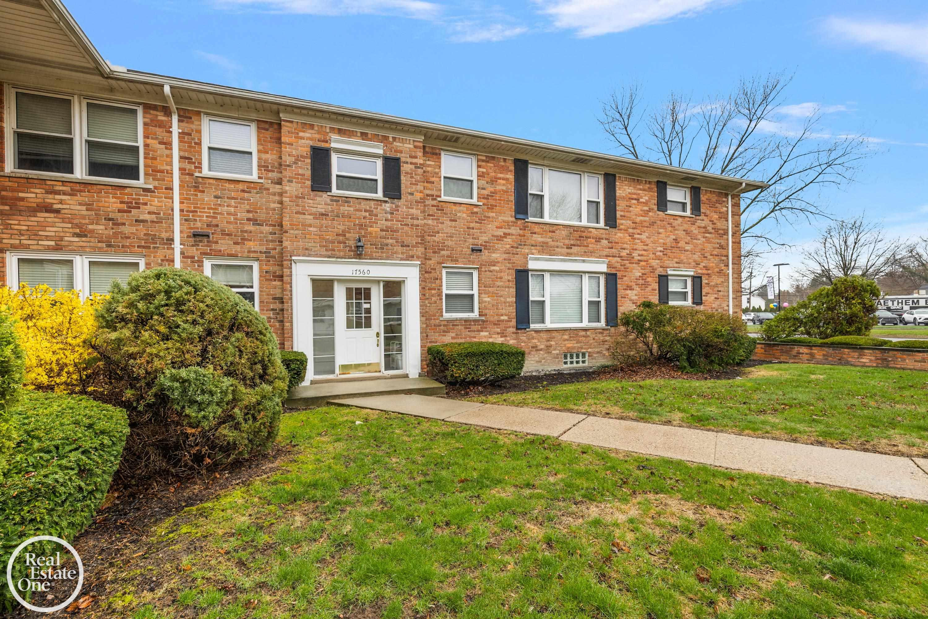 17560 Mack Road, #18, Grosse Pointe, MI 48230 — Photo 23