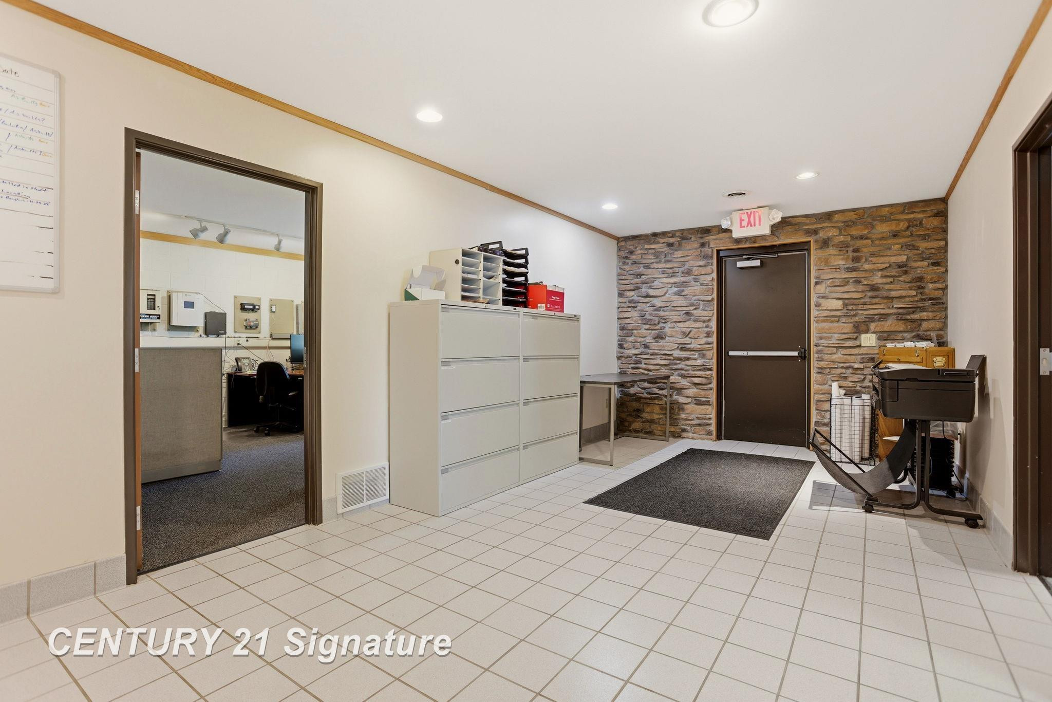 3167 Enterprise Drive, Saginaw, MI 48603 — Photo 14