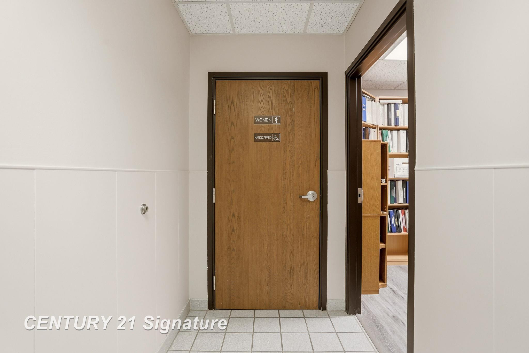 3167 Enterprise Drive, Saginaw, MI 48603 — Photo 31