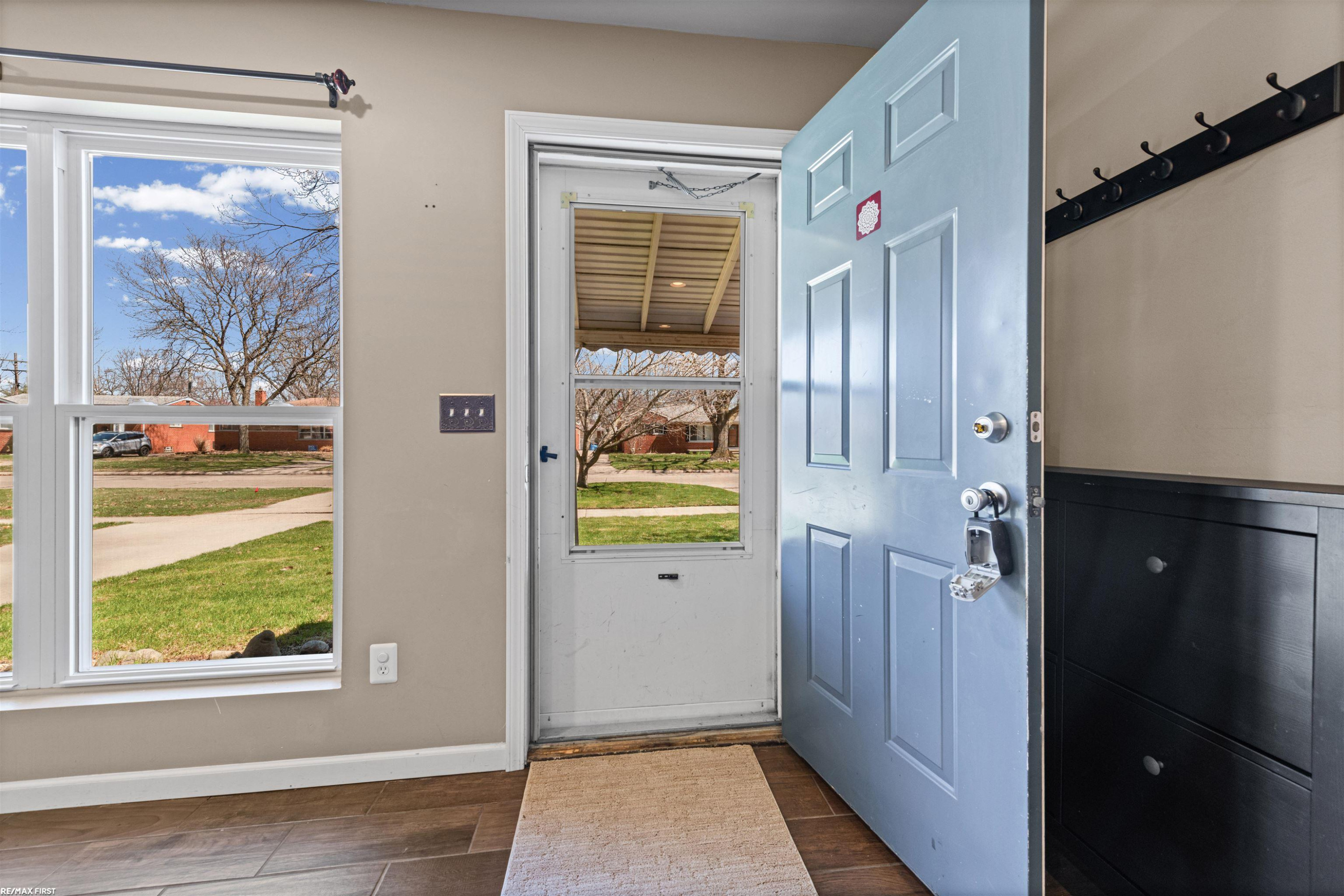 29139 Milton Avenue, Madison Heights, MI 48071 — Photo 5