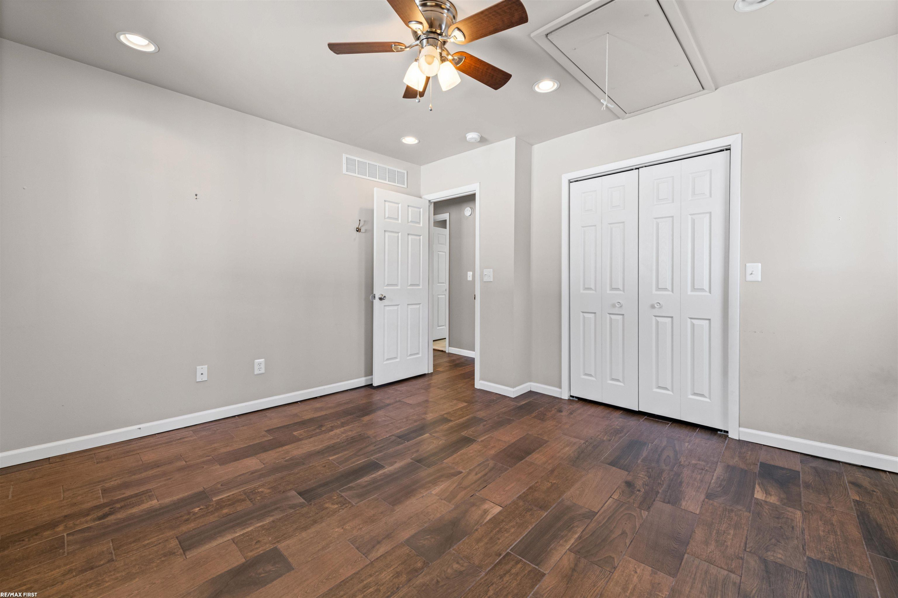 29139 Milton Avenue, Madison Heights, MI 48071 — Photo 14